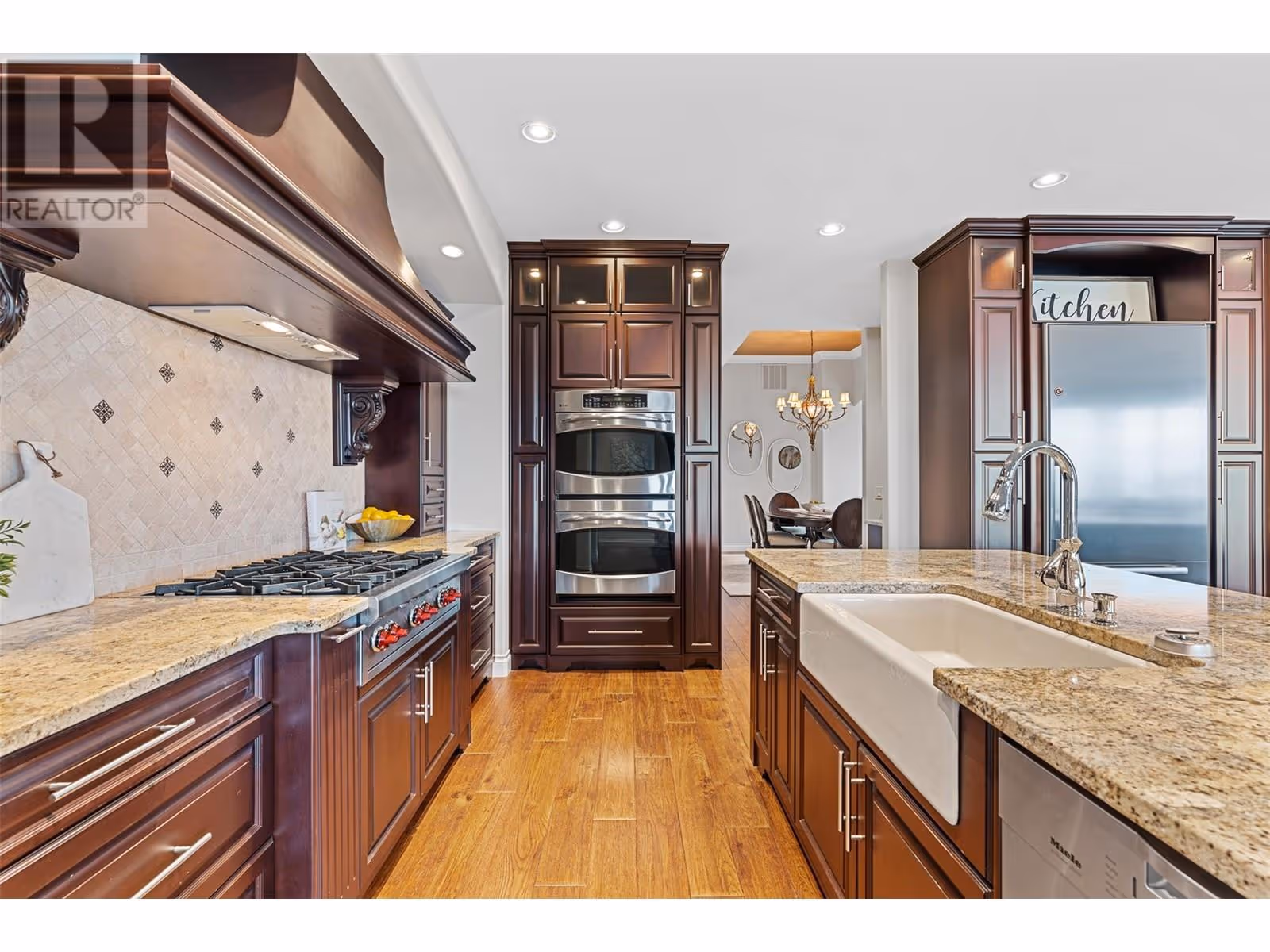 660 Almandine Court