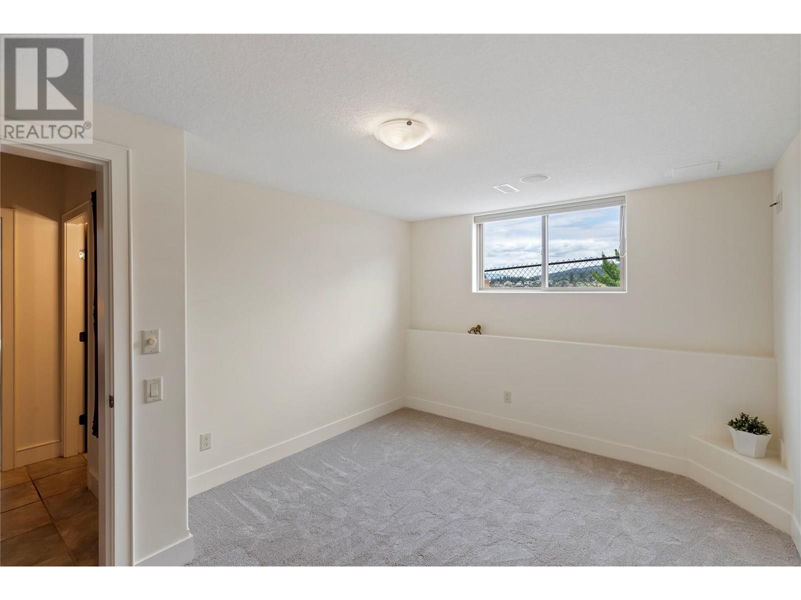 1036 Arbor View Drive
