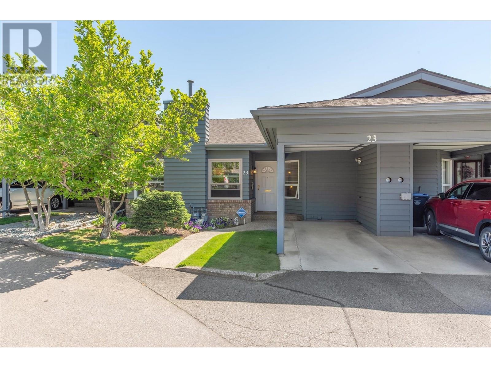 1530 Kelglen Crescent Unit# 23