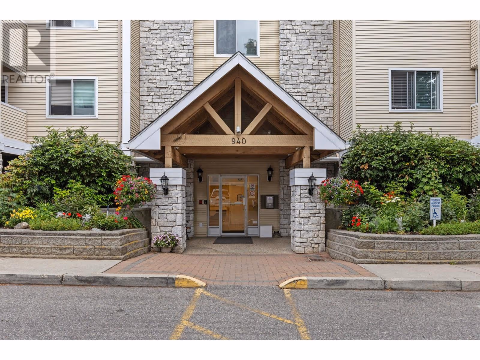 940 Glenwood Avenue Unit# 210