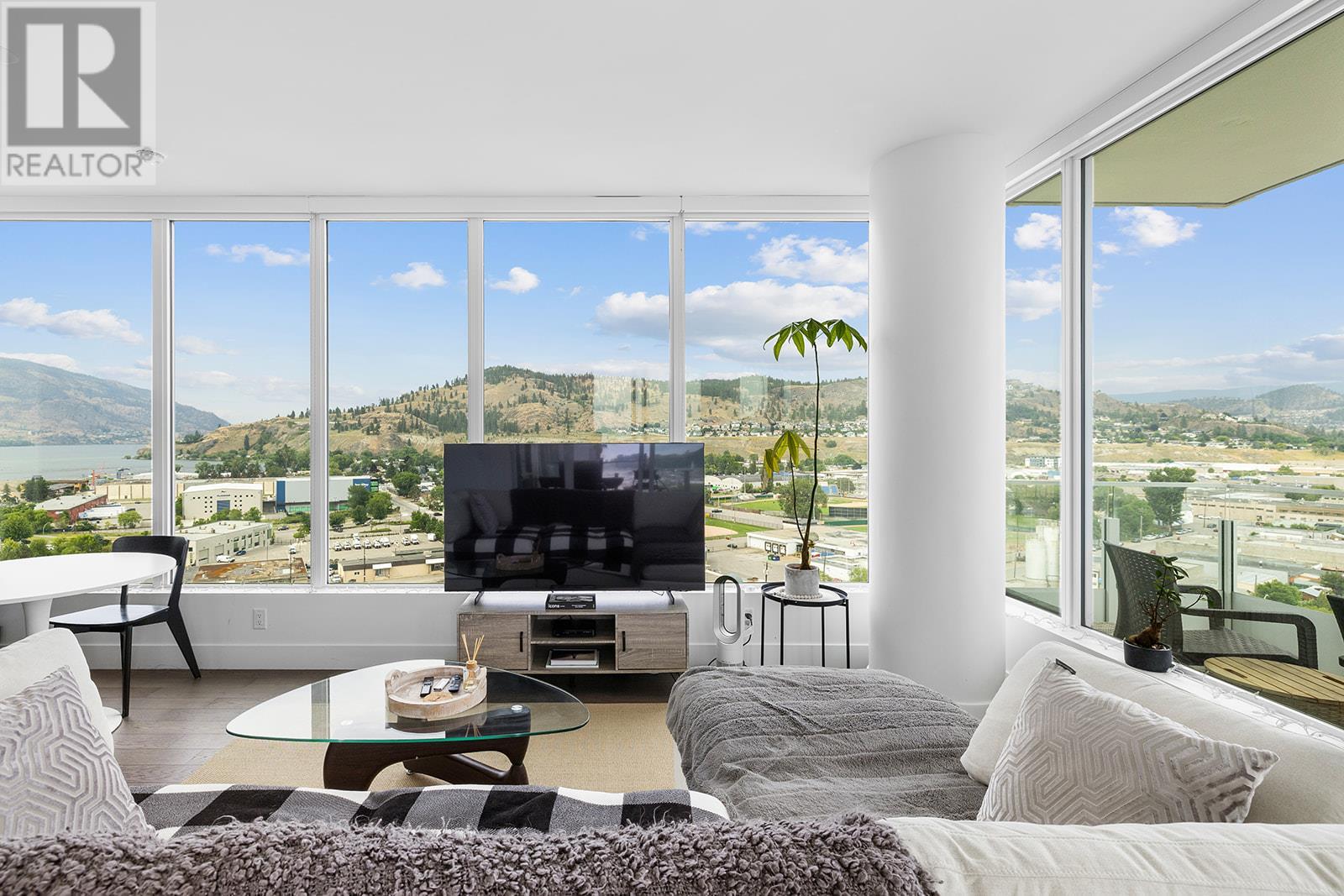 1181 Sunset Drive Unit# 1402