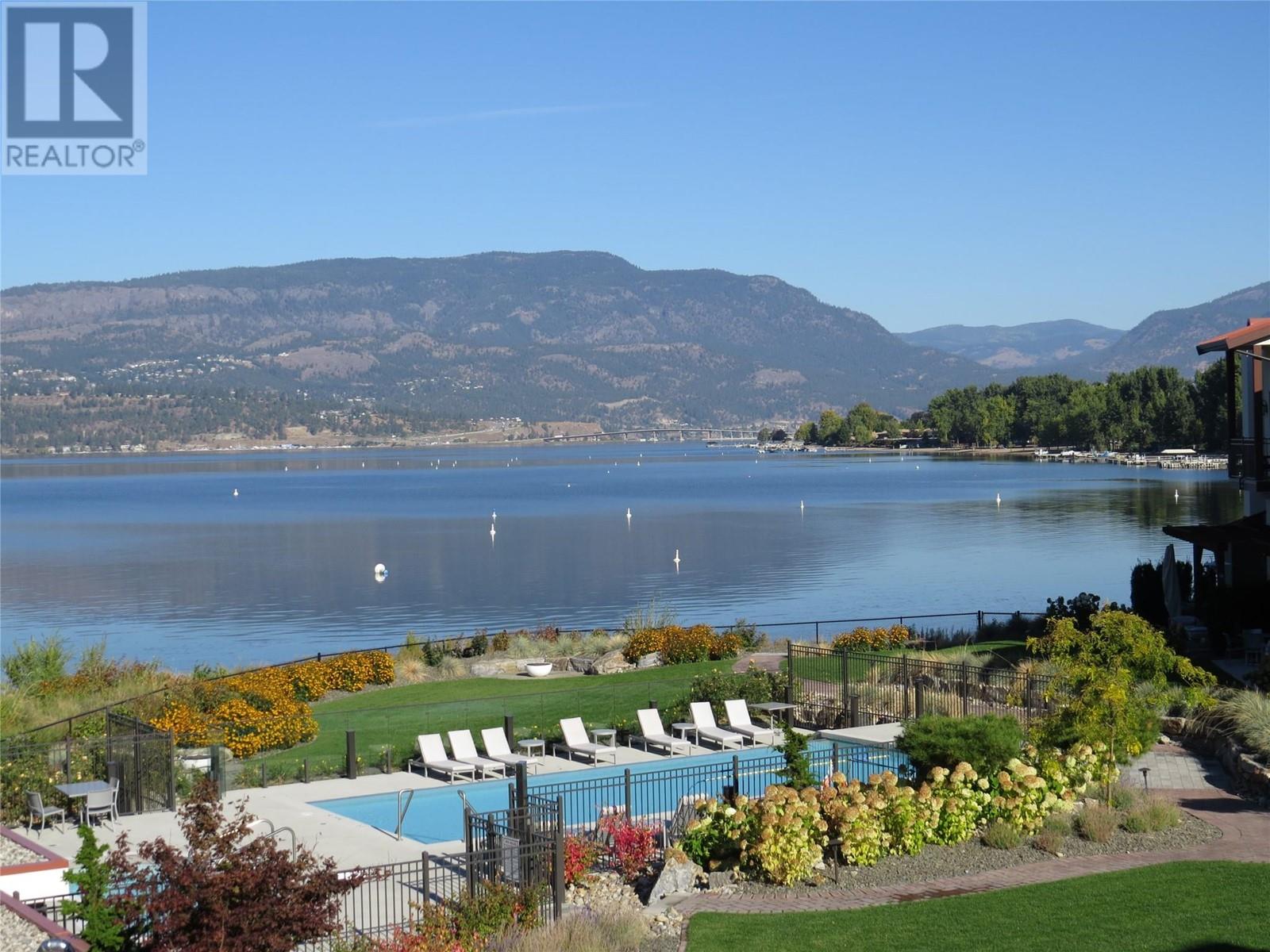 3756 Lakeshore Road Unit# 4