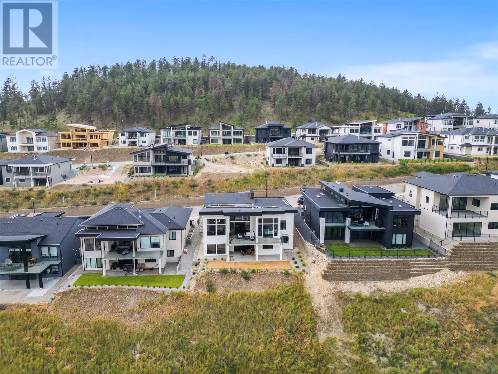 869 Carnoustie Drive