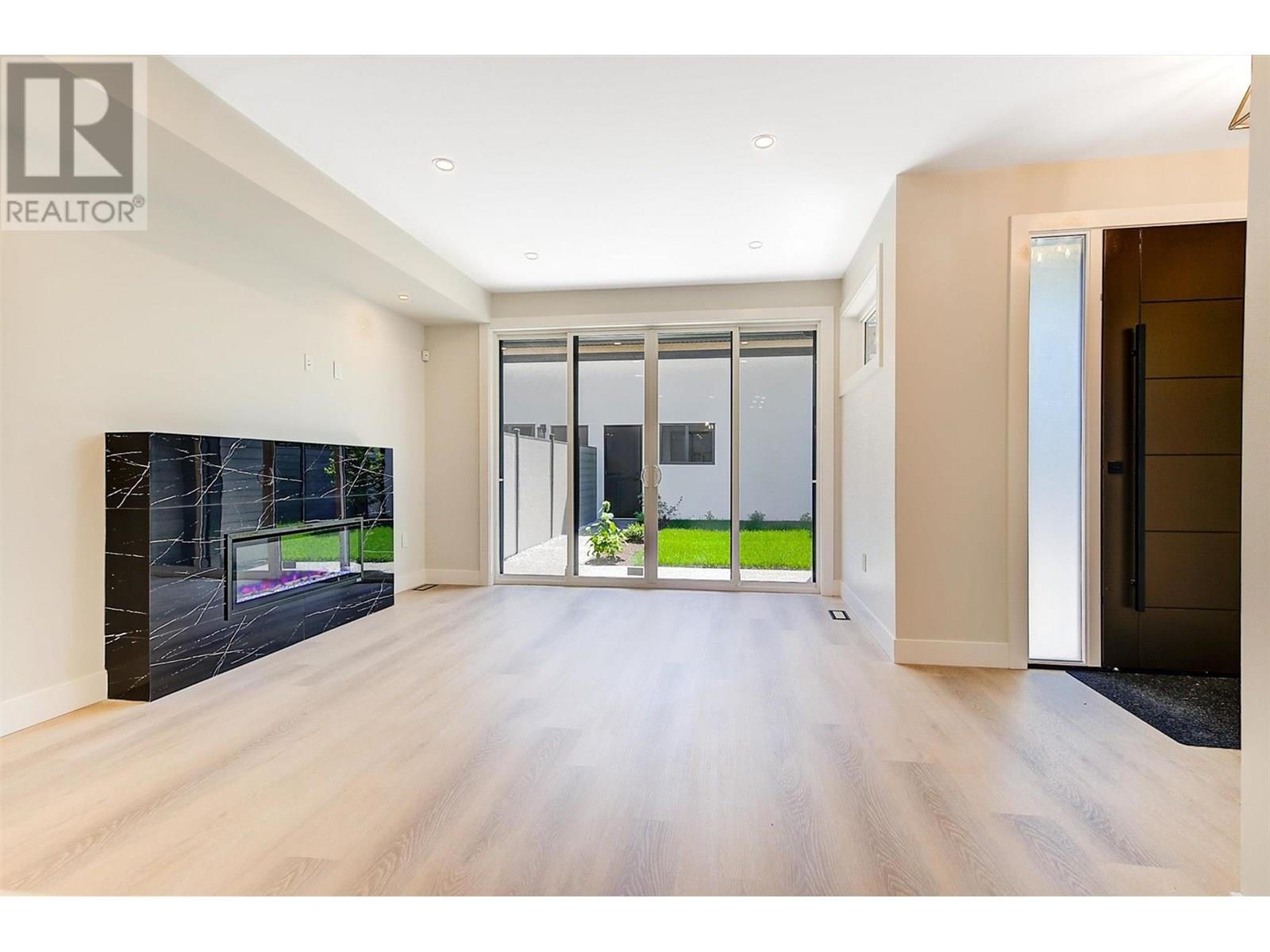 839 Lawson Avenue Unit# 3