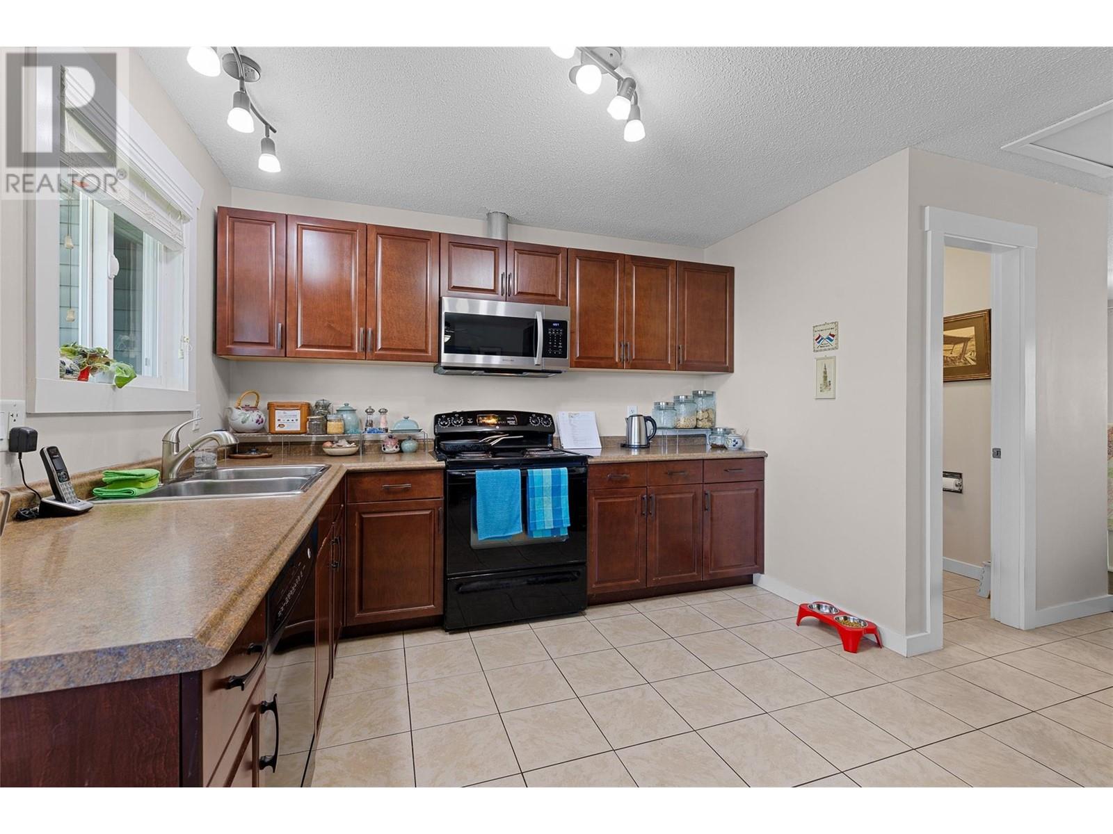843 Matt Road
