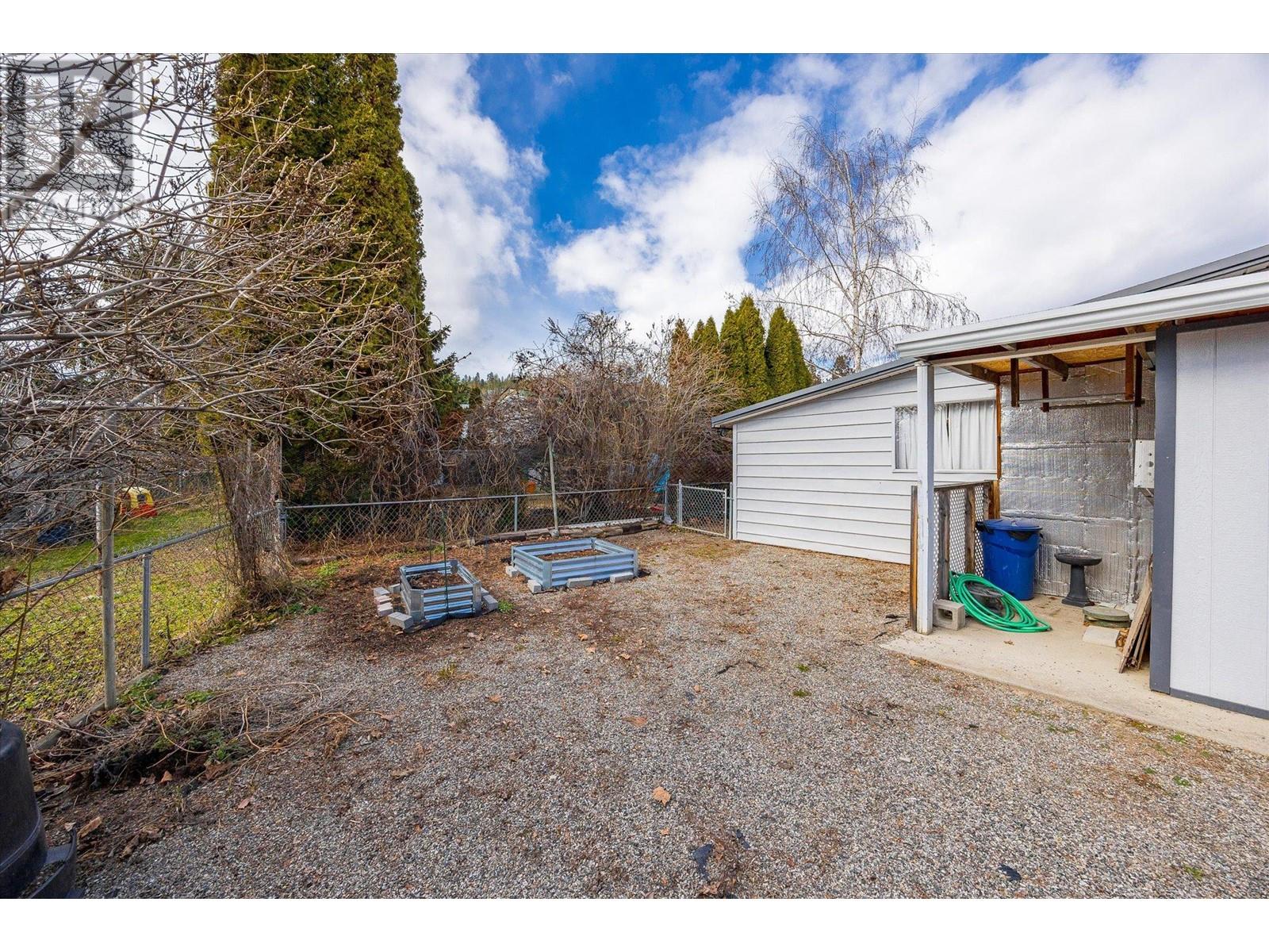 2001 97 Highway S Unit# 27
