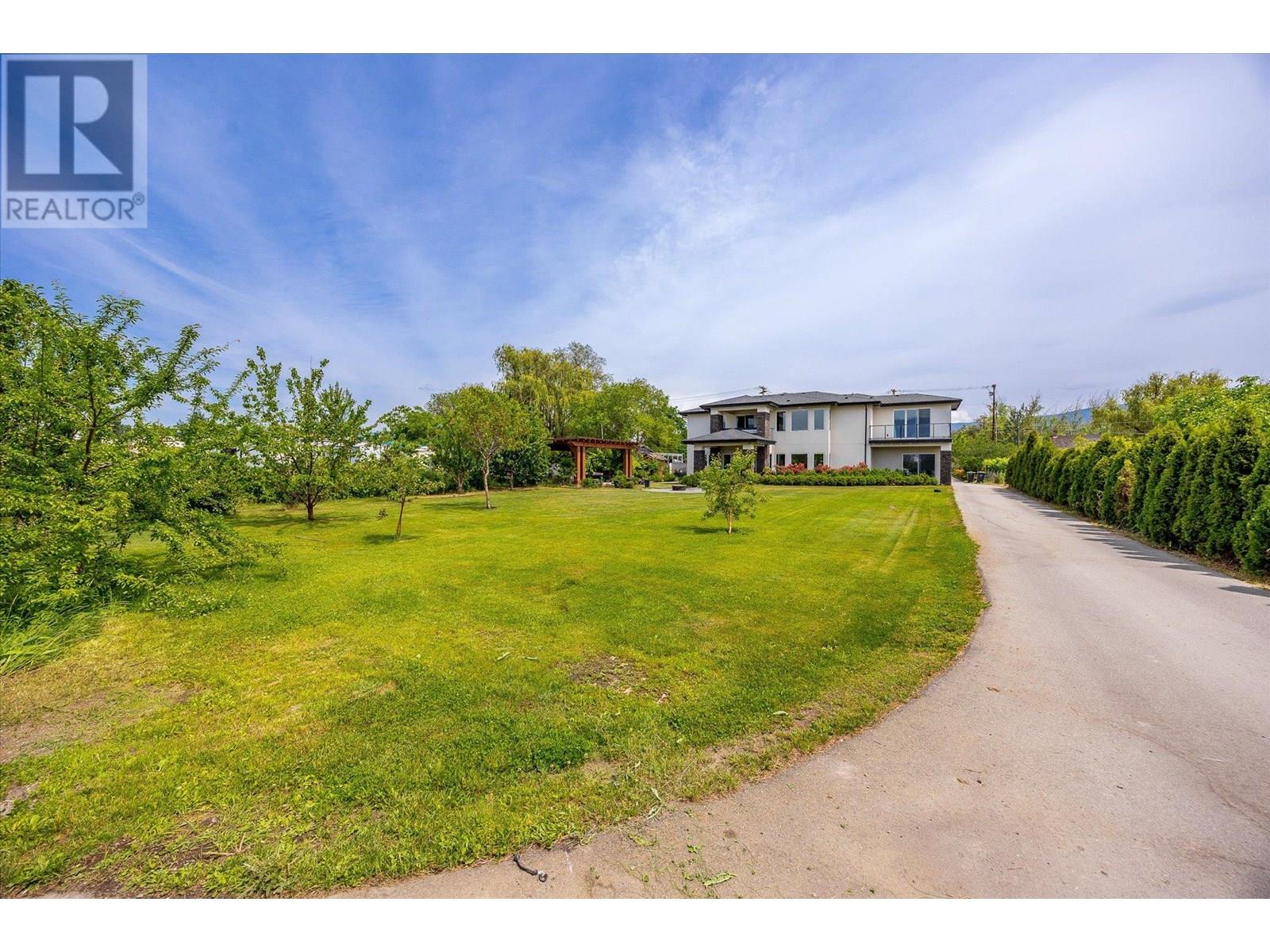 3666 Benvoulin Road