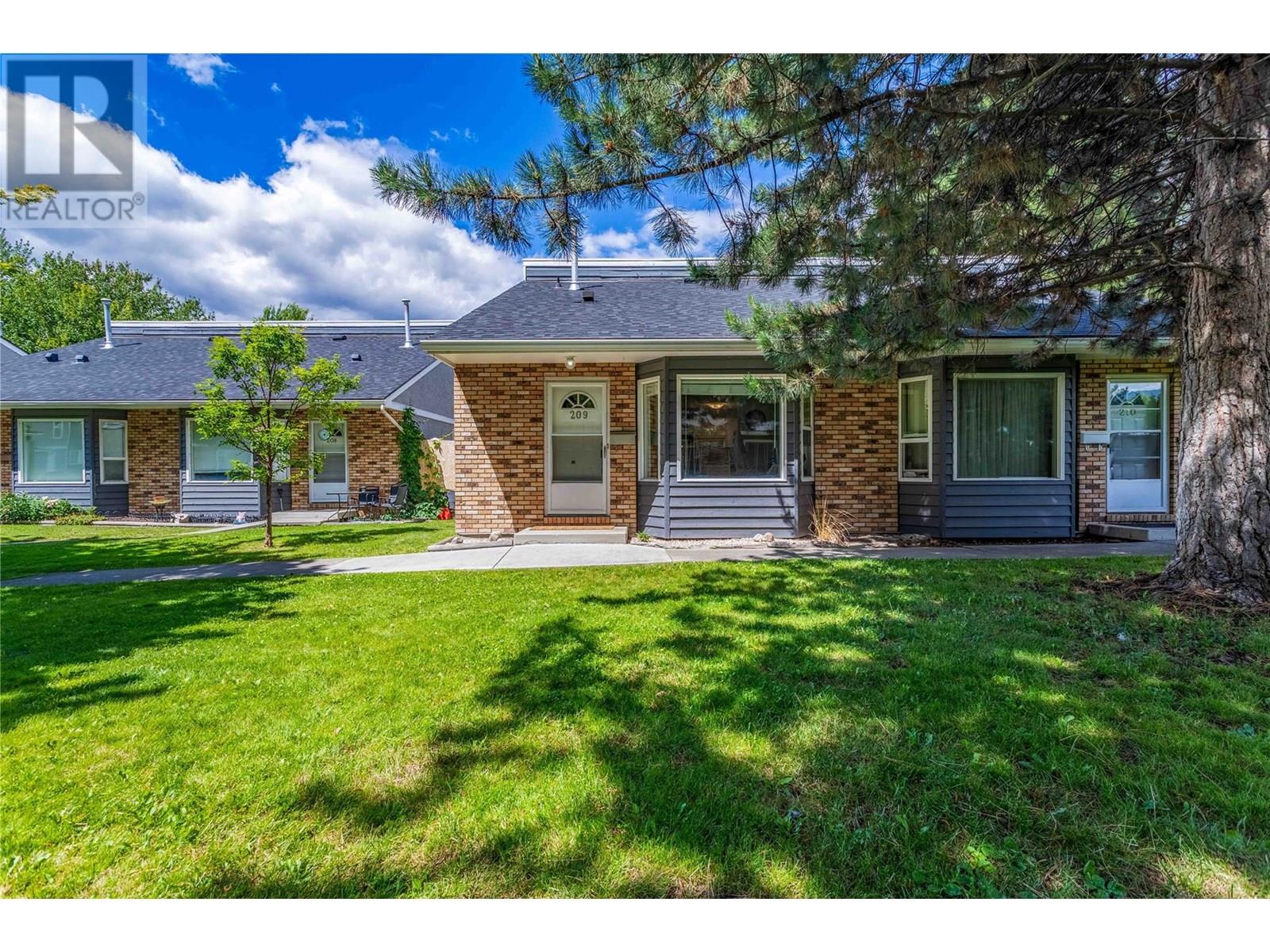 3155 Gordon Drive Unit# 209