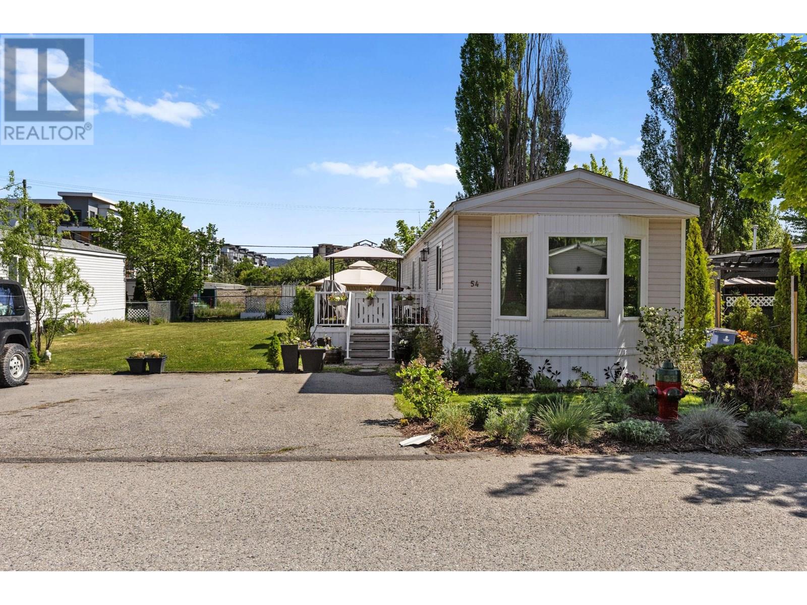1525 Westside Road S Unit# 54