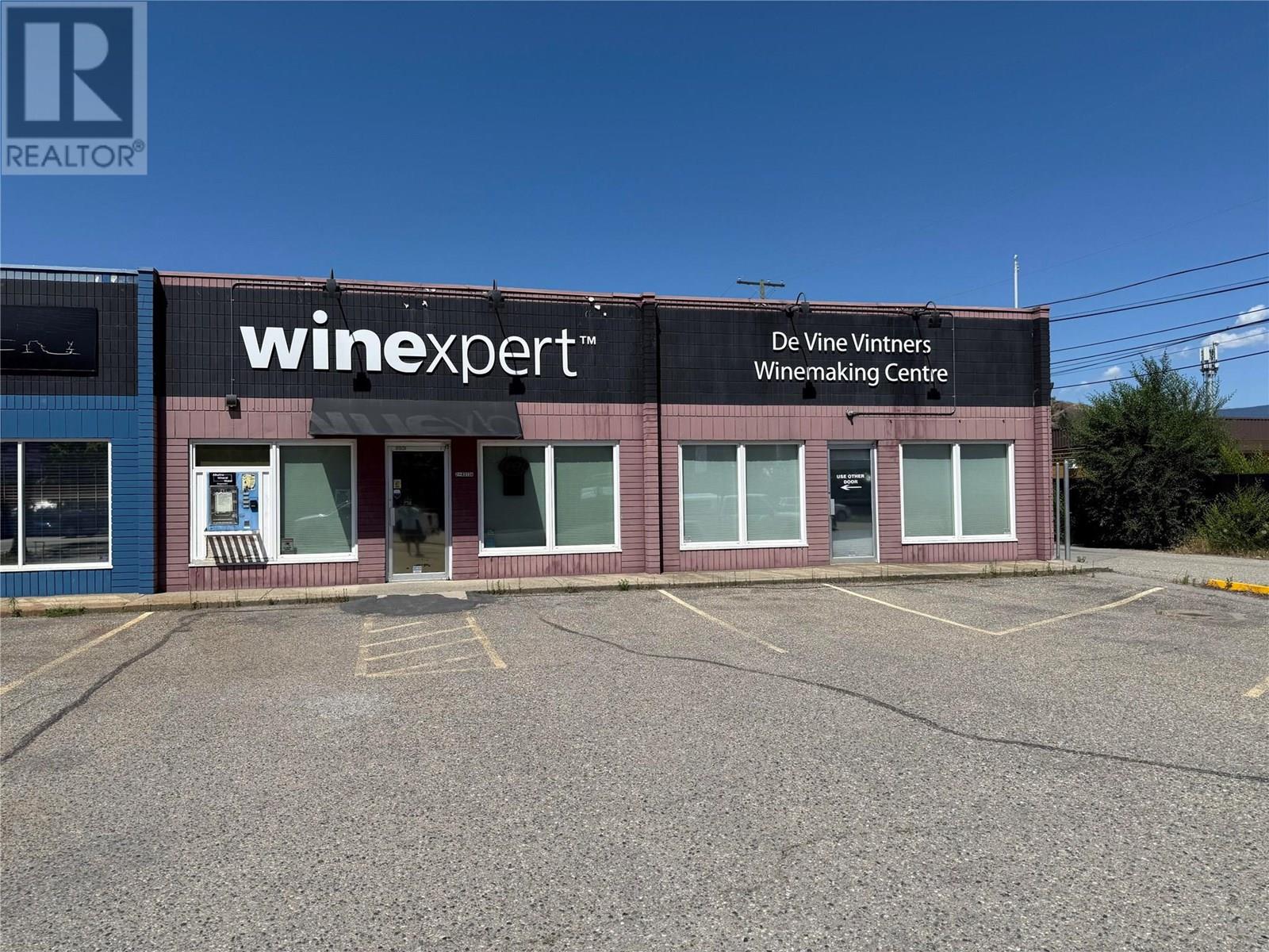 4313 25 Avenue Unit# 2A & 3A