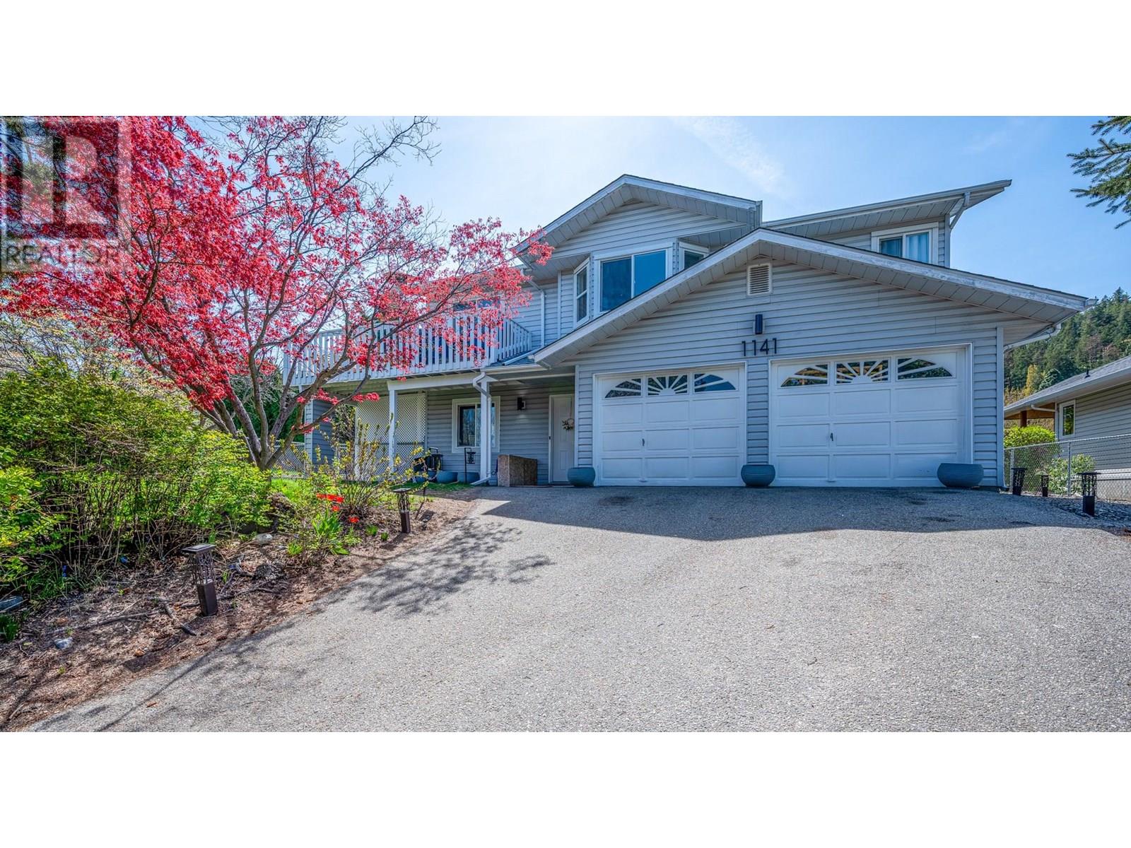 1141 Lynden Road