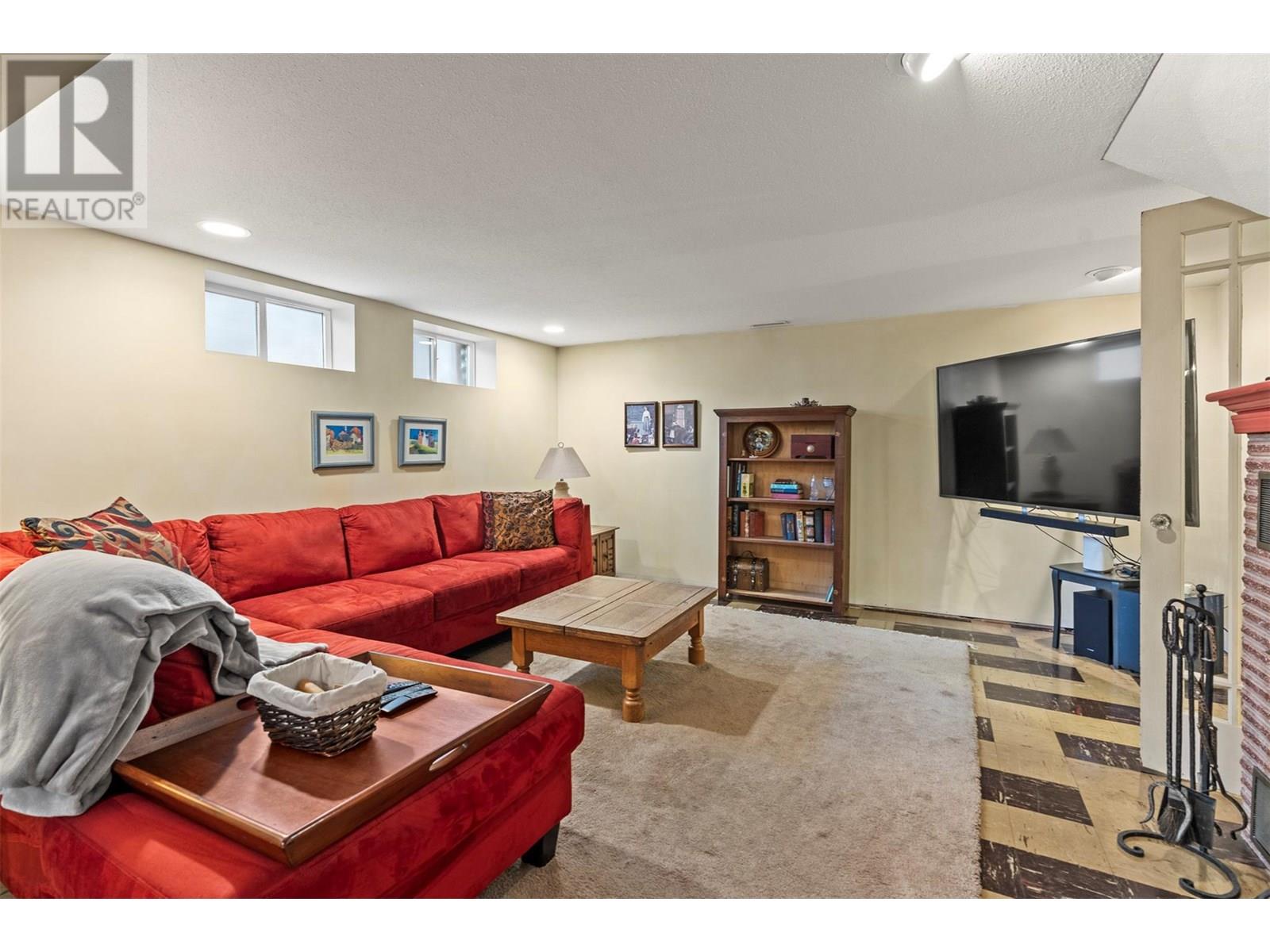 3401 20 Street
