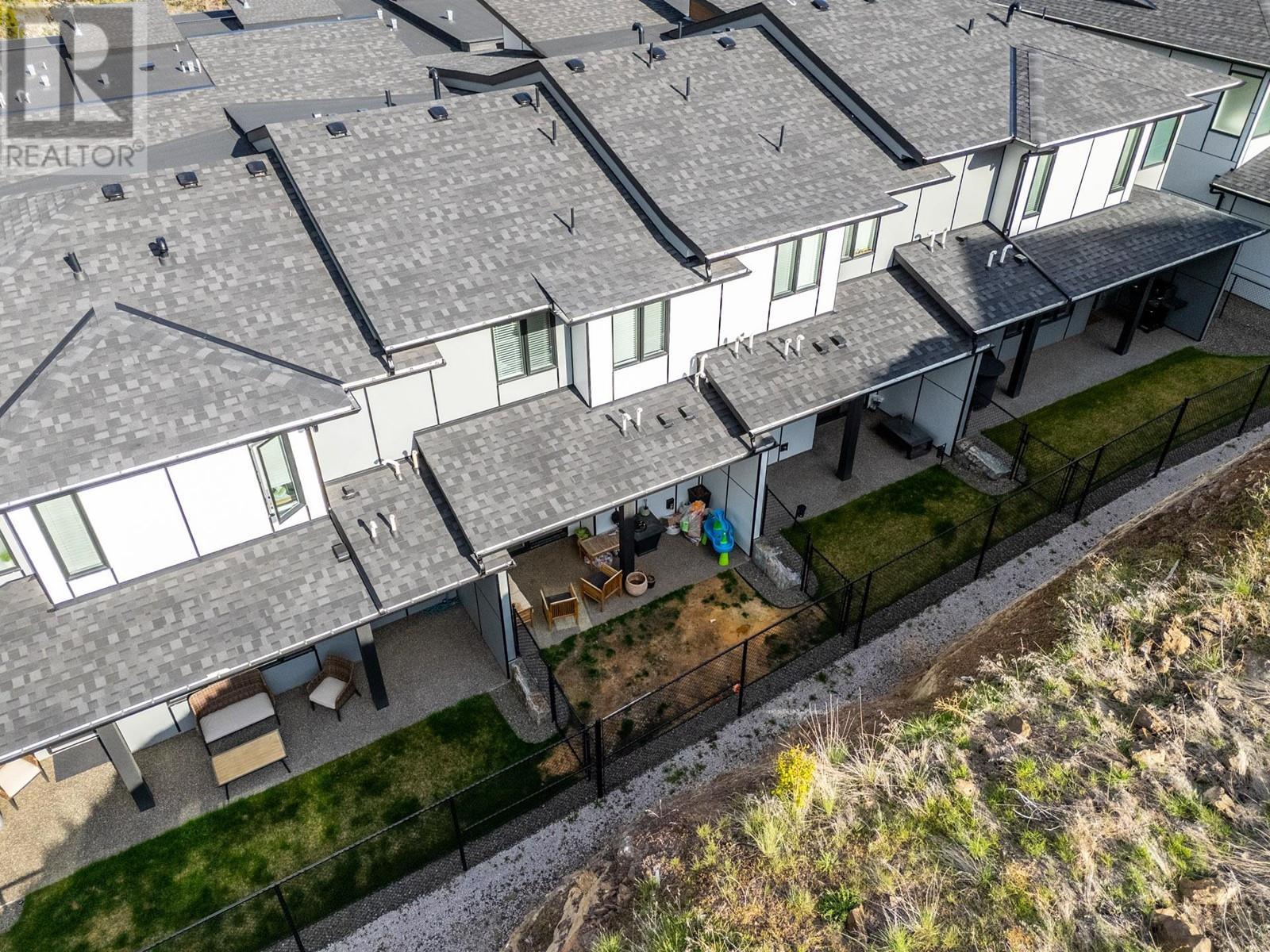 2835 Canyon Crest Drive Unit# 25