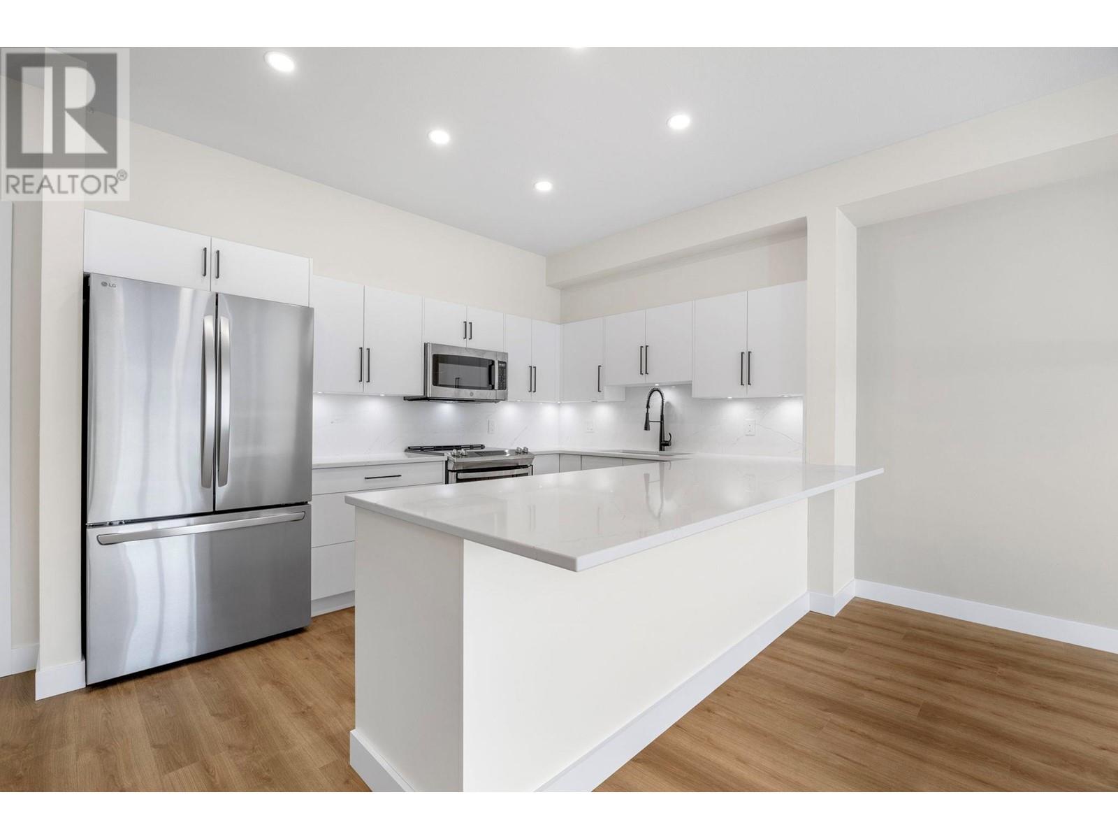 1875 Country Club Drive Unit# 1618