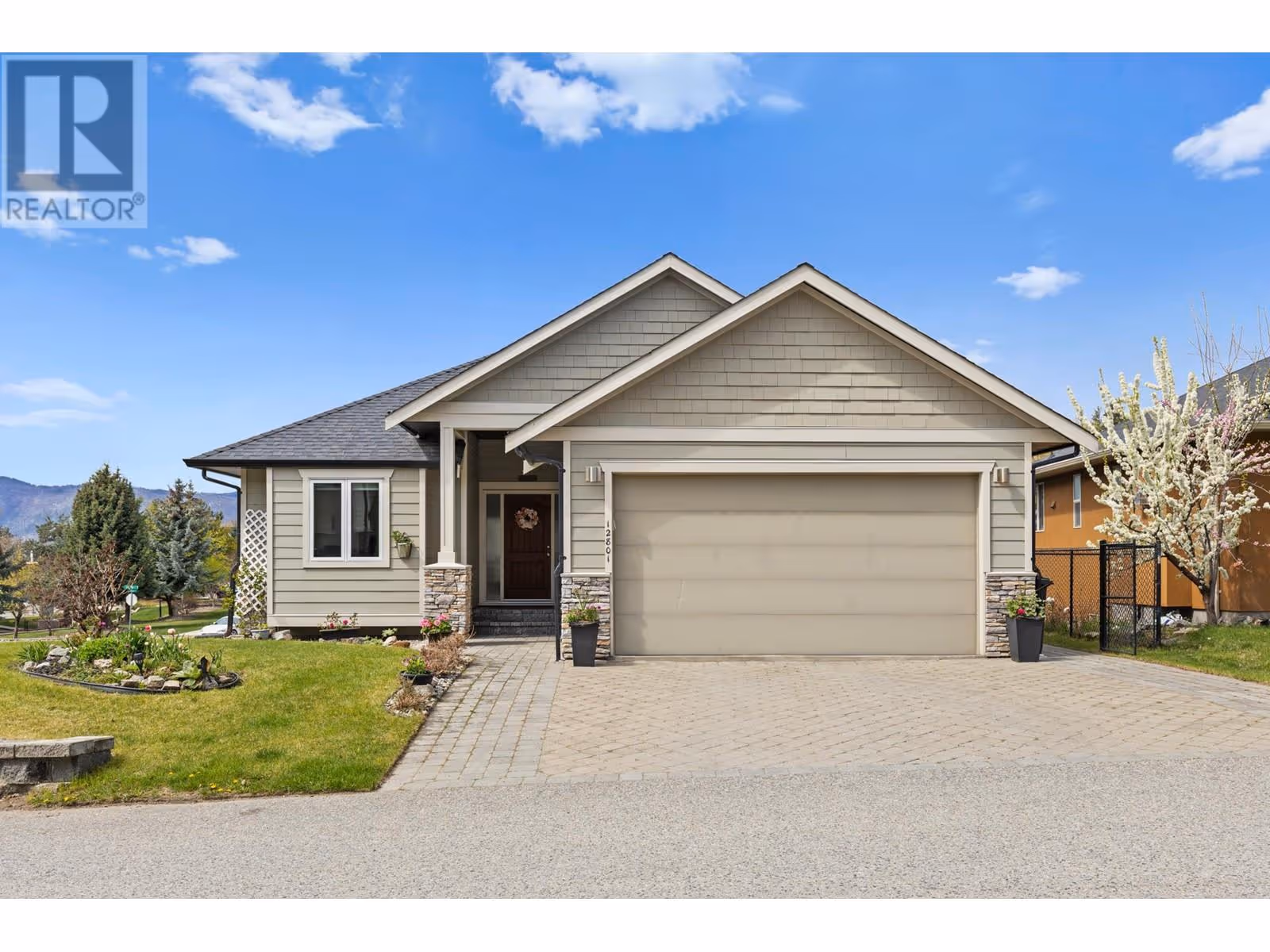 12801 Lake Hill Drive