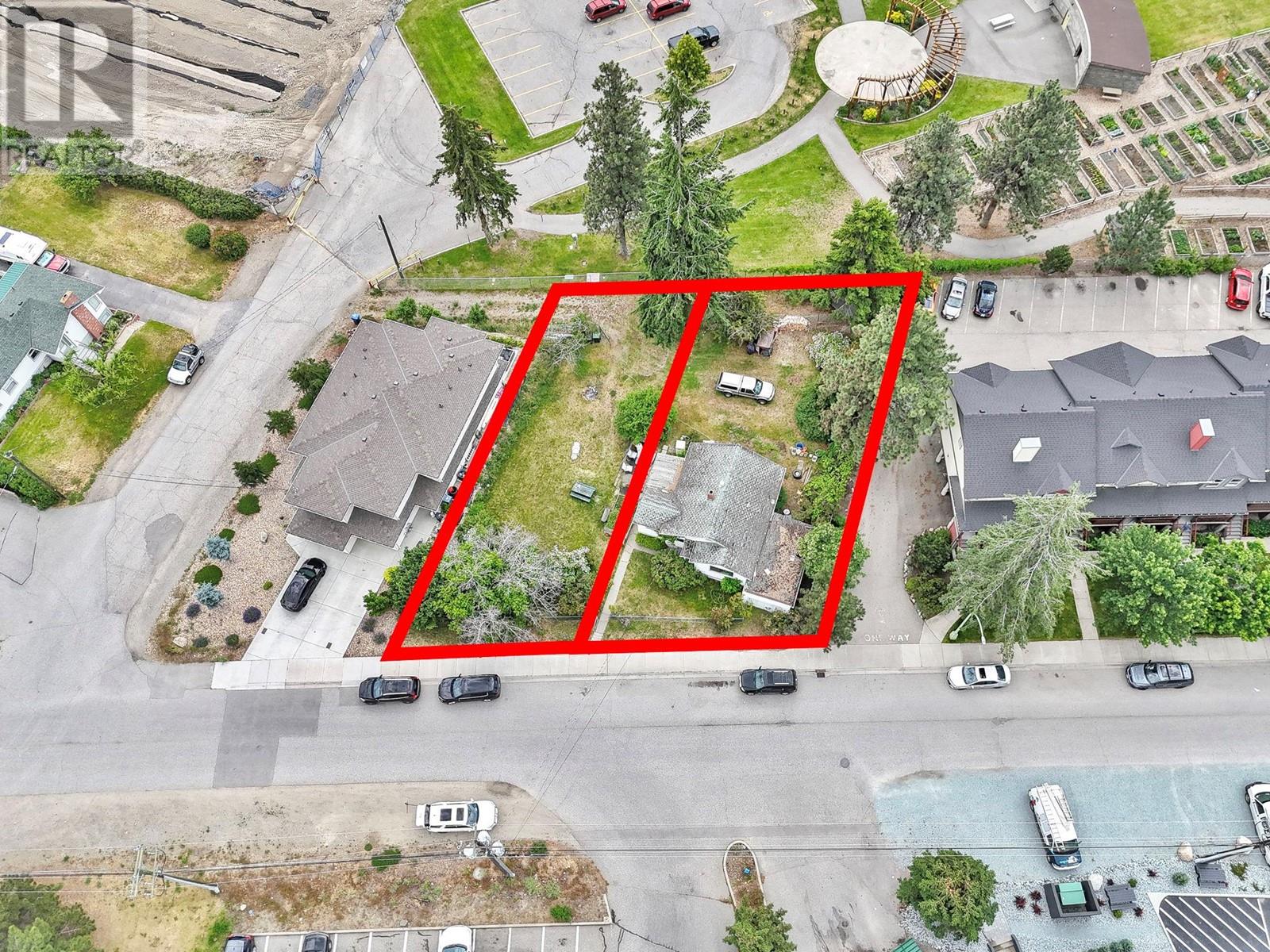 2571&2573 Hebert Road