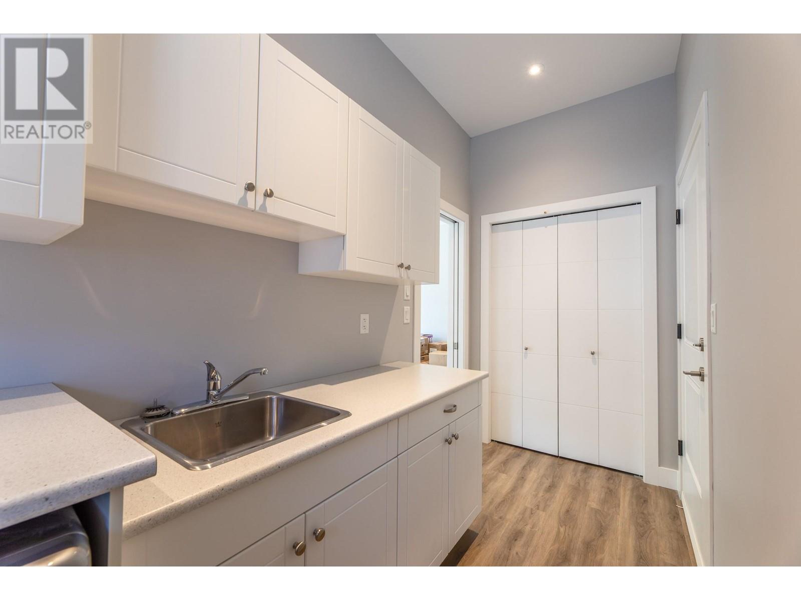 11801 SINCLAIR Road Unit# 103