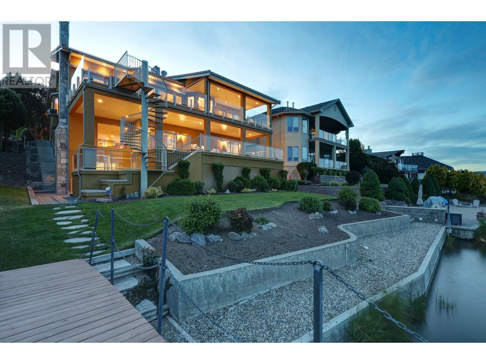 529 Zdralek Cove