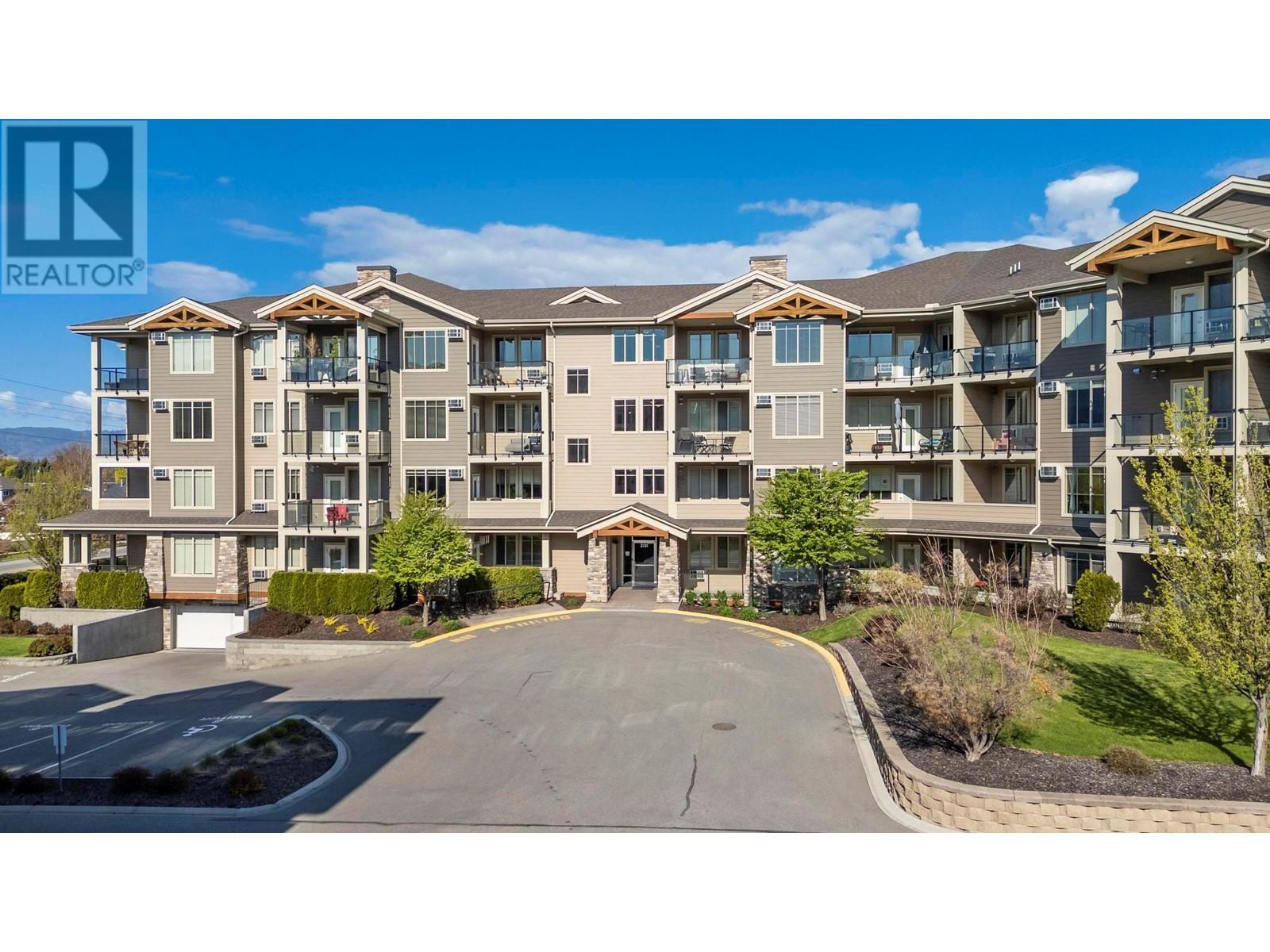 3731 Casorso Road Unit# 316