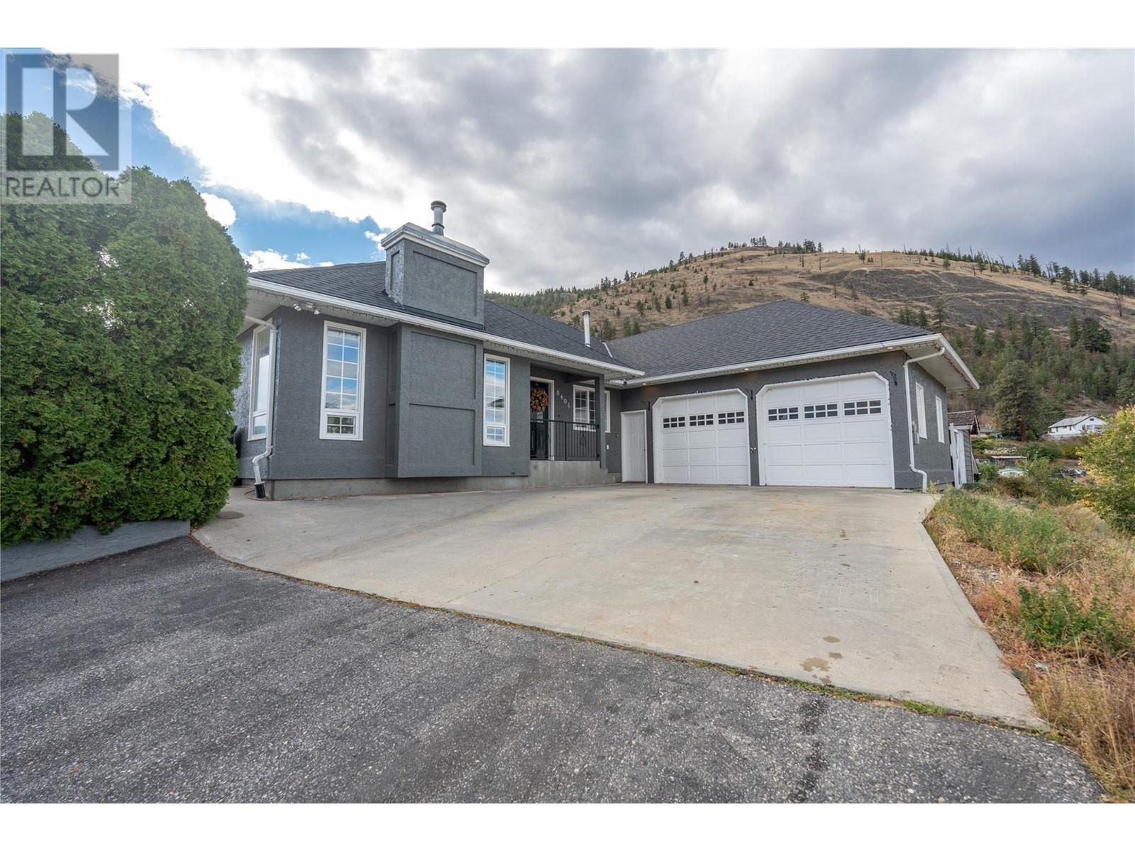 6401 Harrison Heights