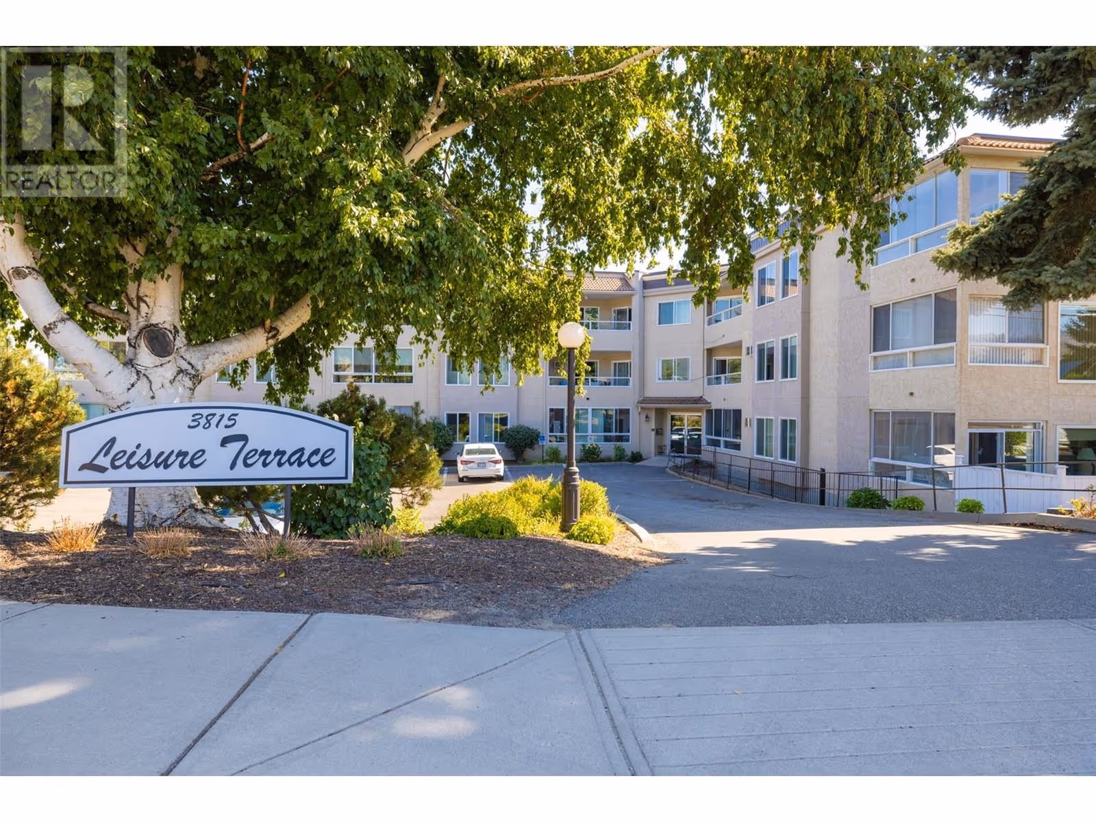 3815 Brown Road Unit# 210