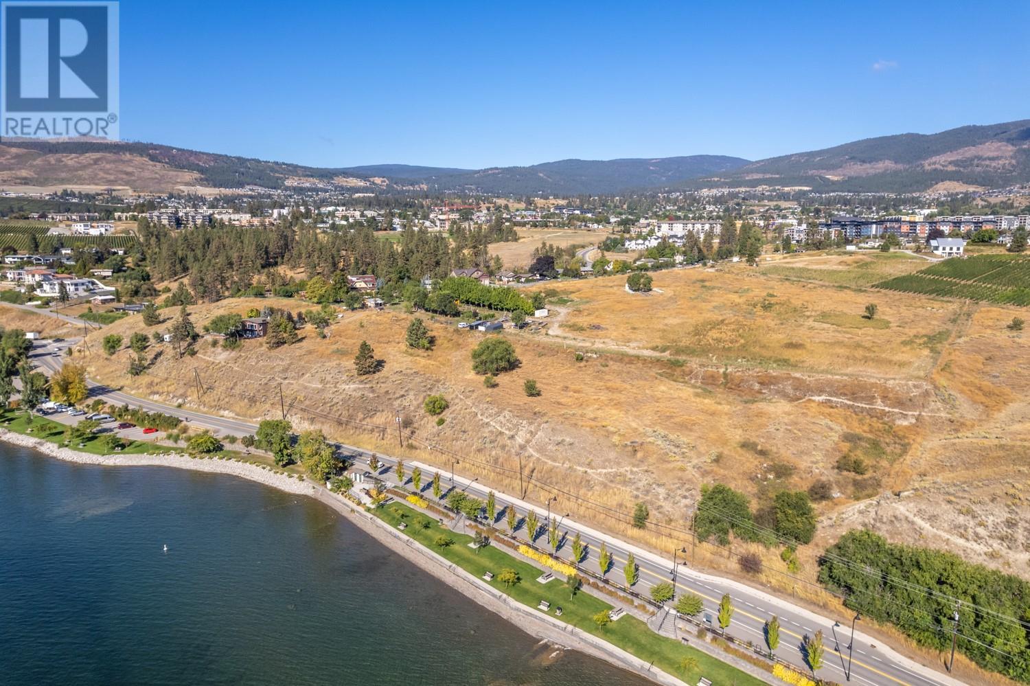 2160 BOUCHERIE Road