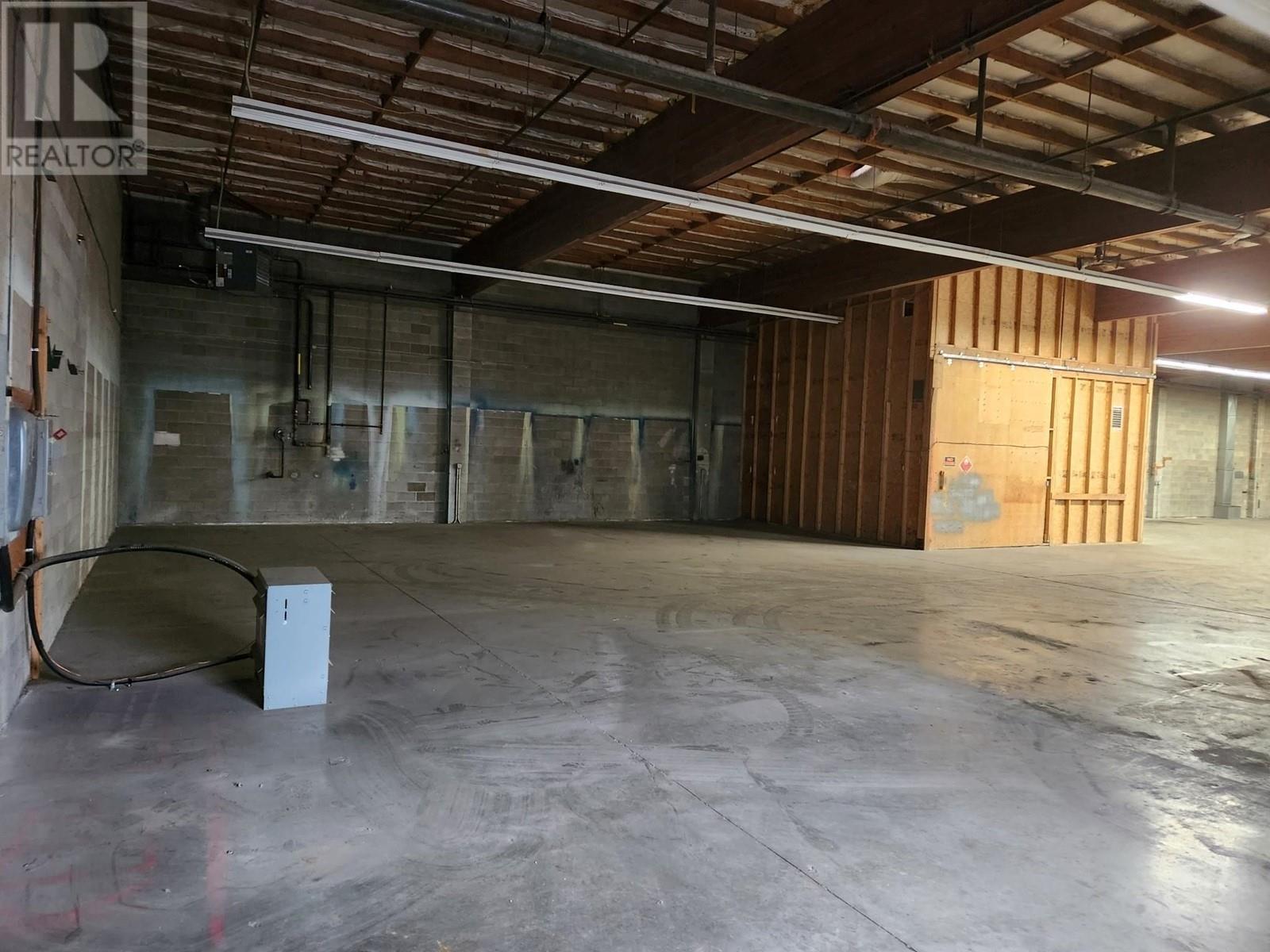 920 Leathead Road Unit# 8
