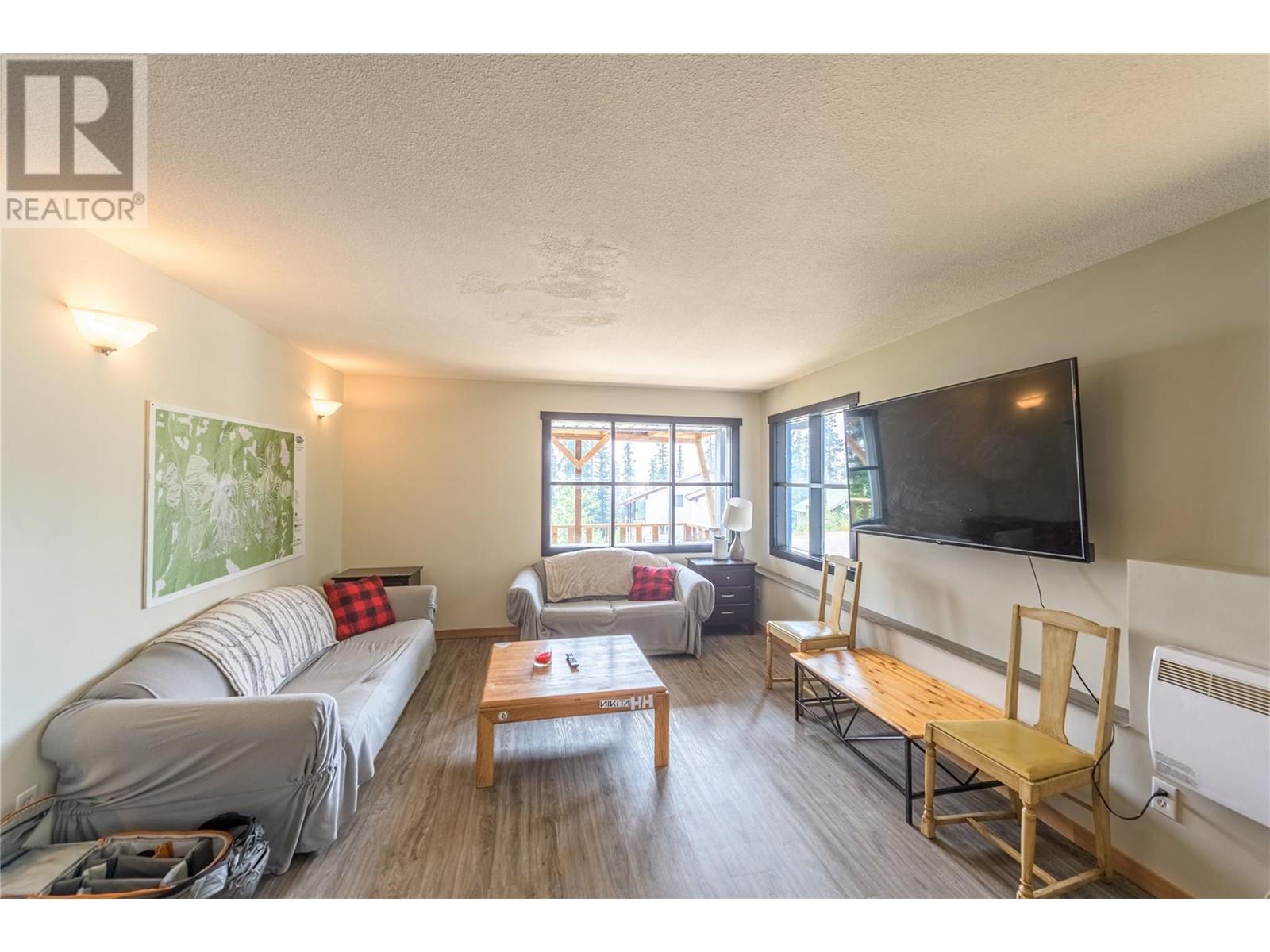 4906 Snow Pines Road Unit# 1