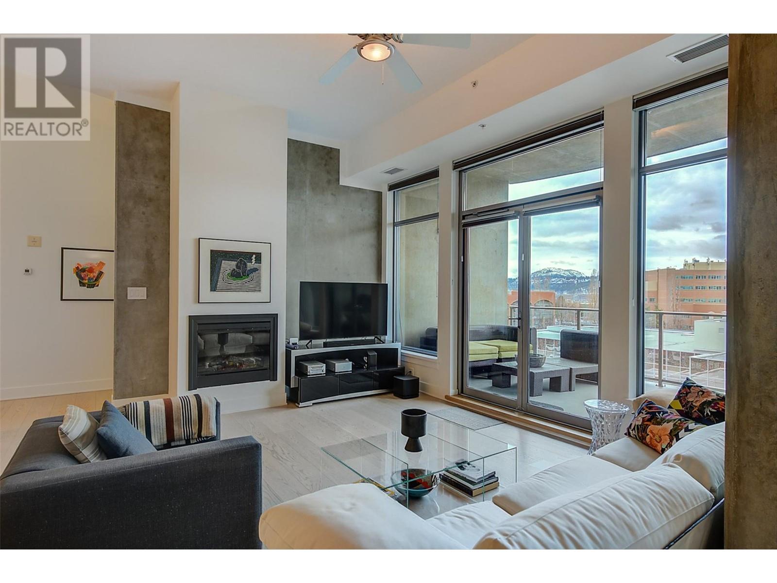 1329 Ellis Street Unit# 402