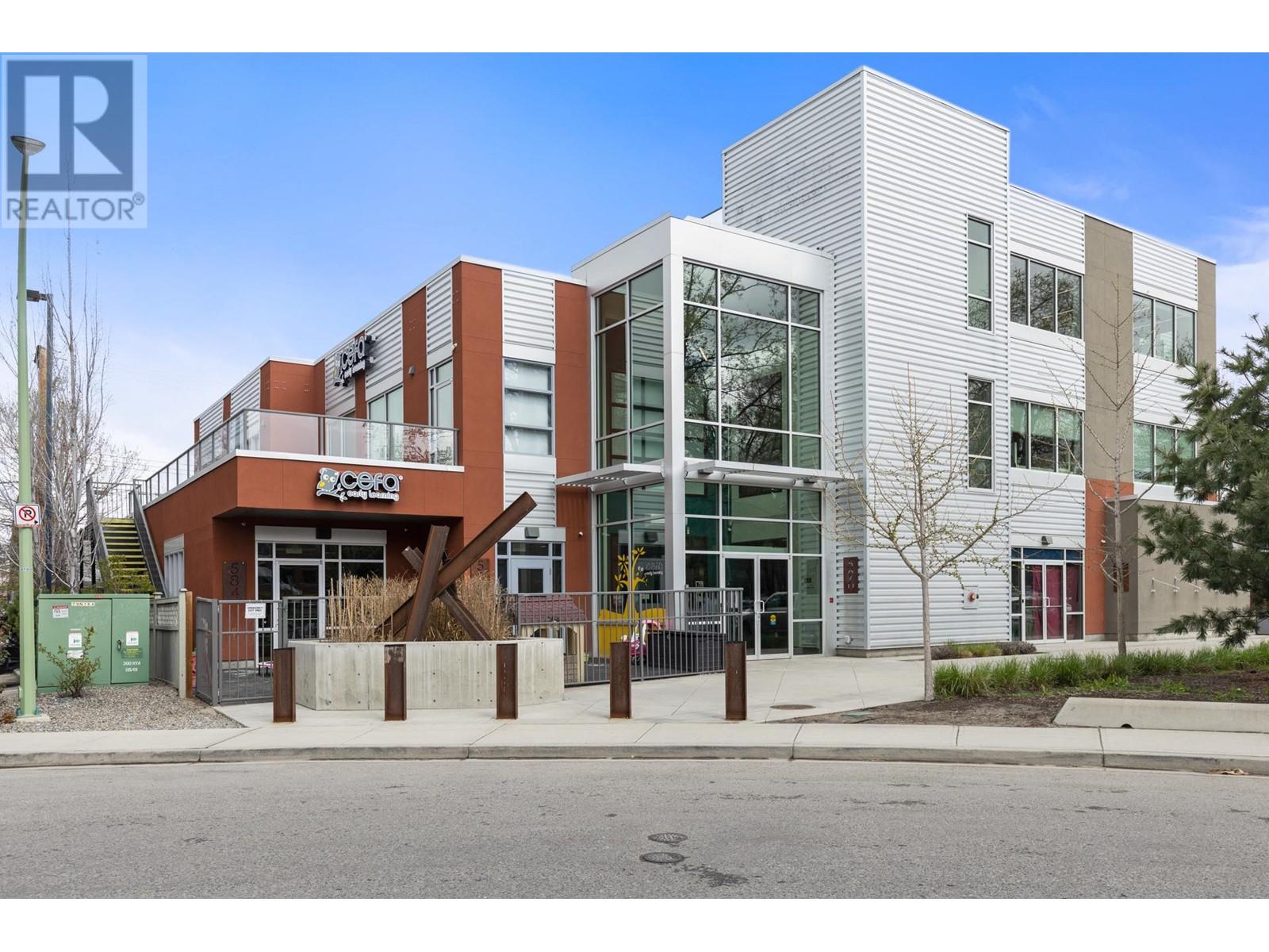 590 McKay Avenue Unit# 301