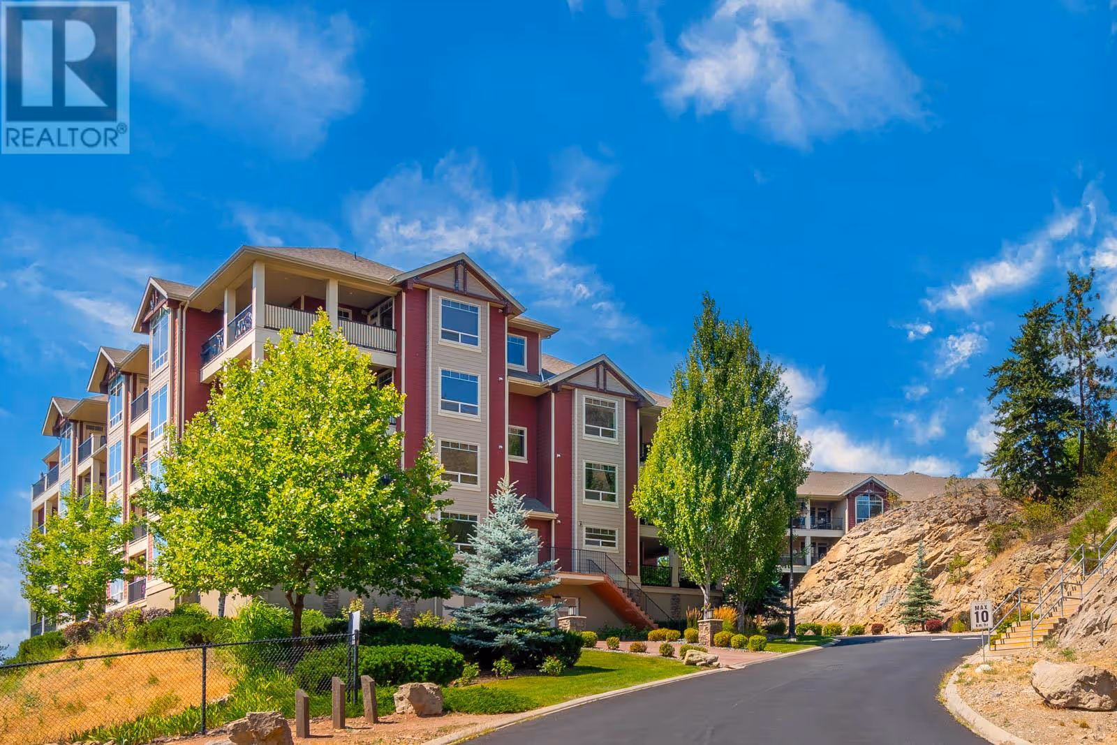 2770 Auburn Road Unit# 206