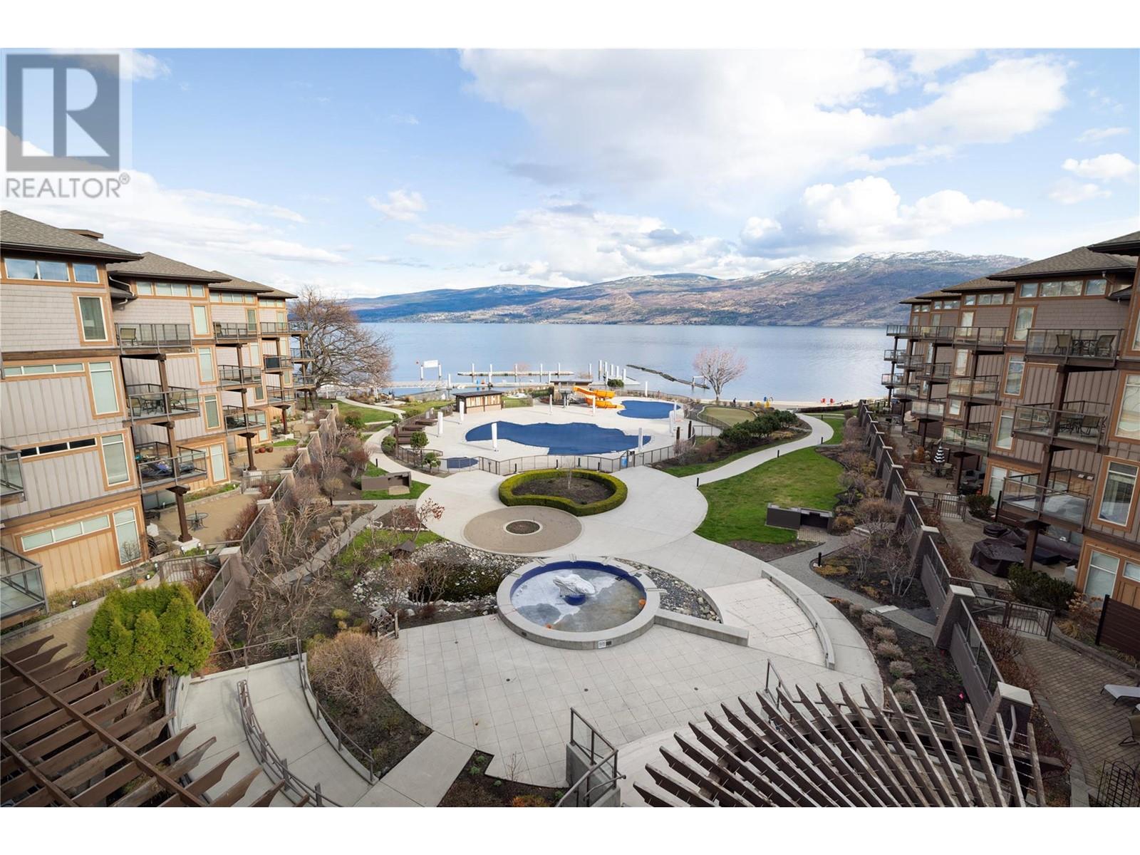 4205 Gellatly Road Unit# 416