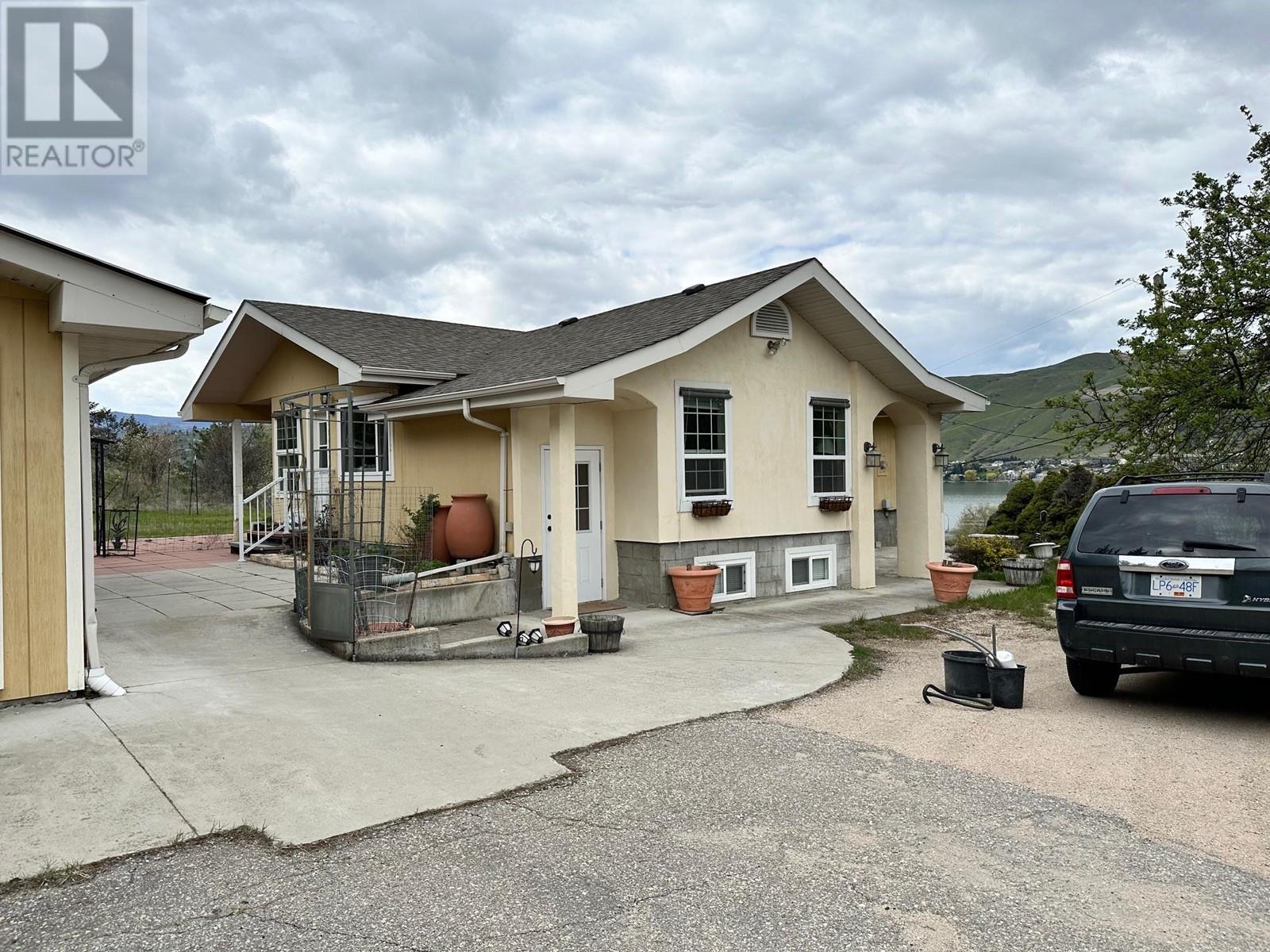 7848 Okanagan Landing Bench Road