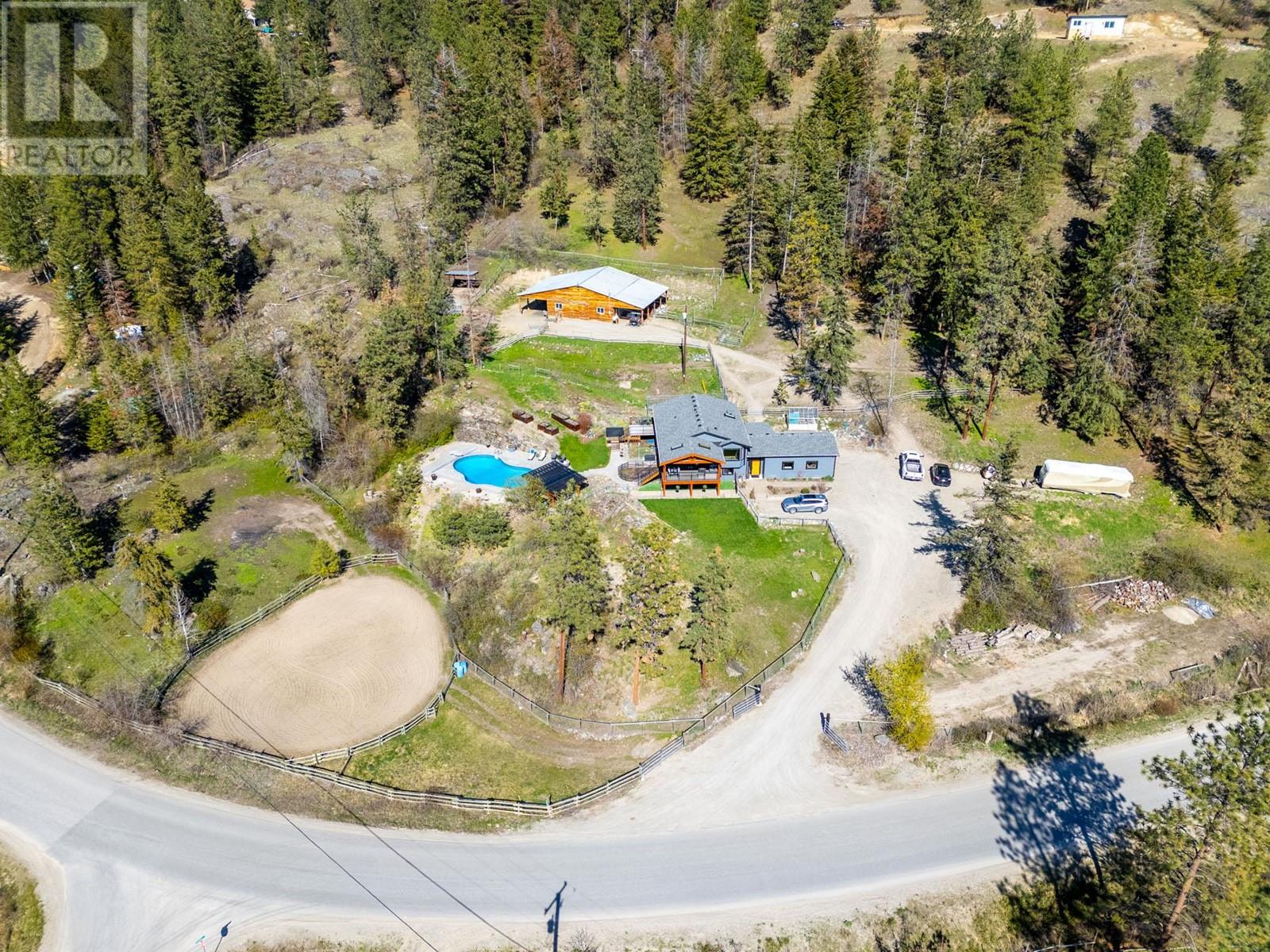 6025 Farmers Drive