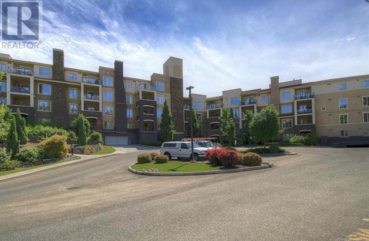 1873 Country Club Drive Unit# 2112