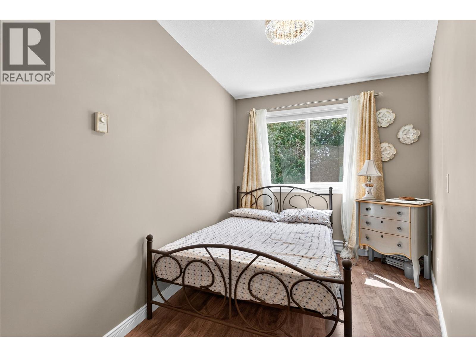 3175 De Montreuil Court Unit# 412