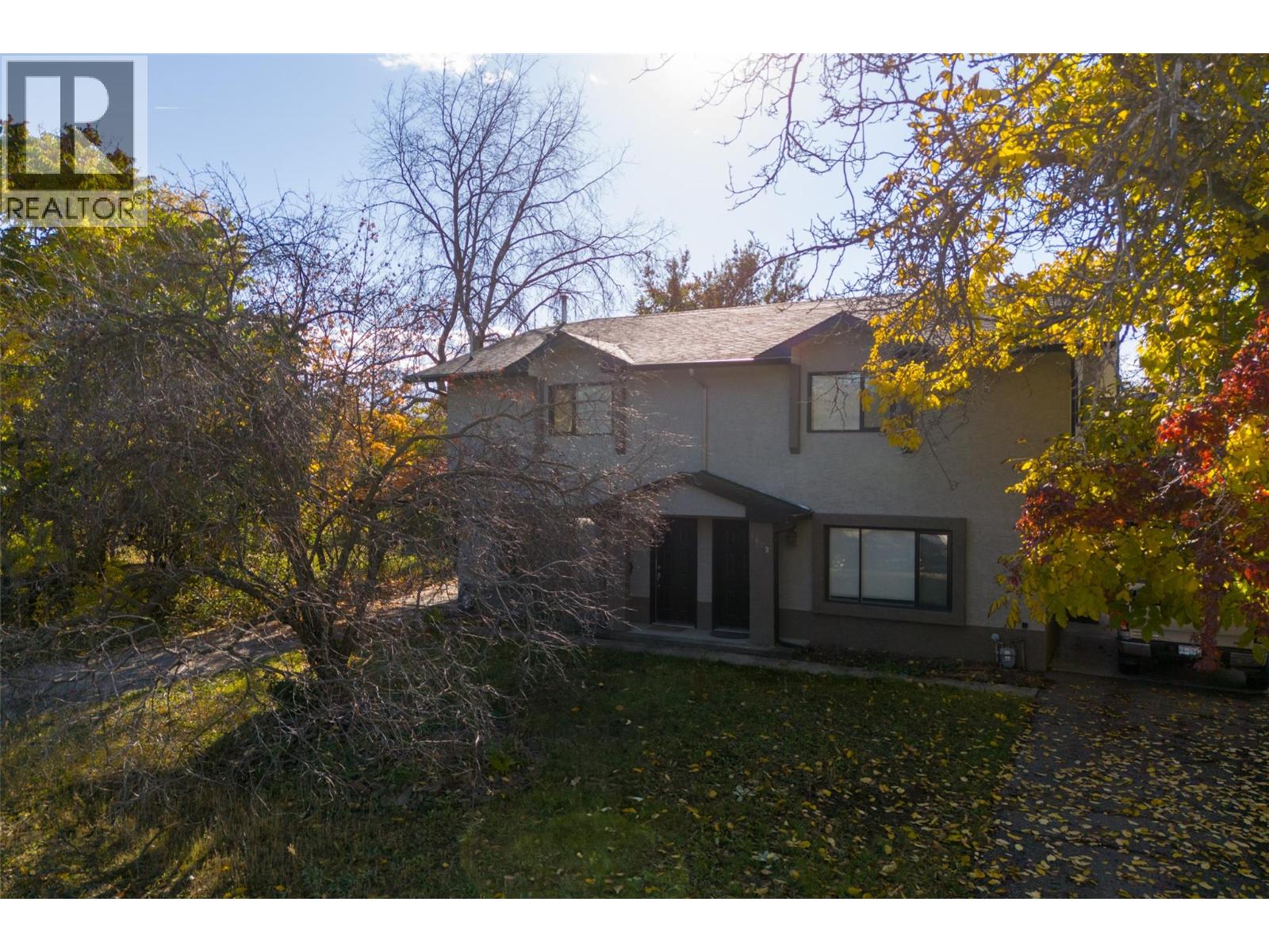 1025 & 1033/1035 Laurier Avenue