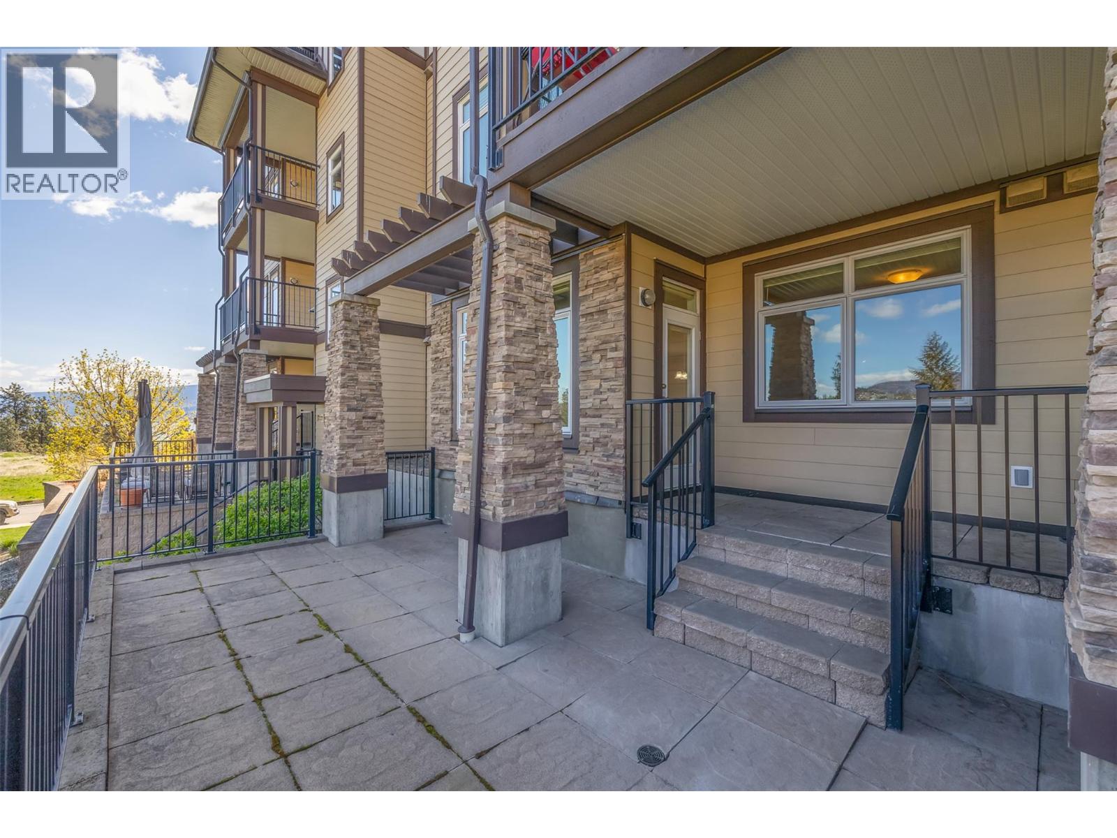 3832 Old Okanagan Highway Unit# 3112