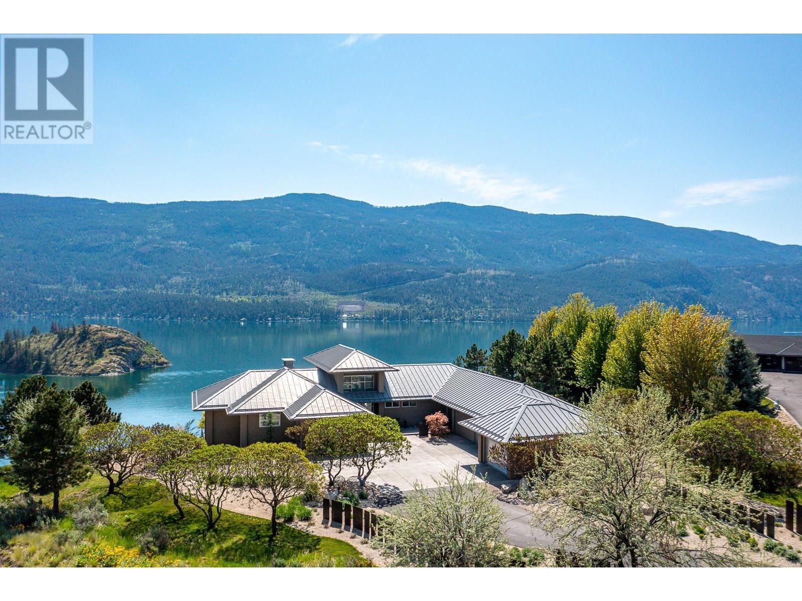 245 KALAMALKA LAKEVIEW Drive Unit# 13