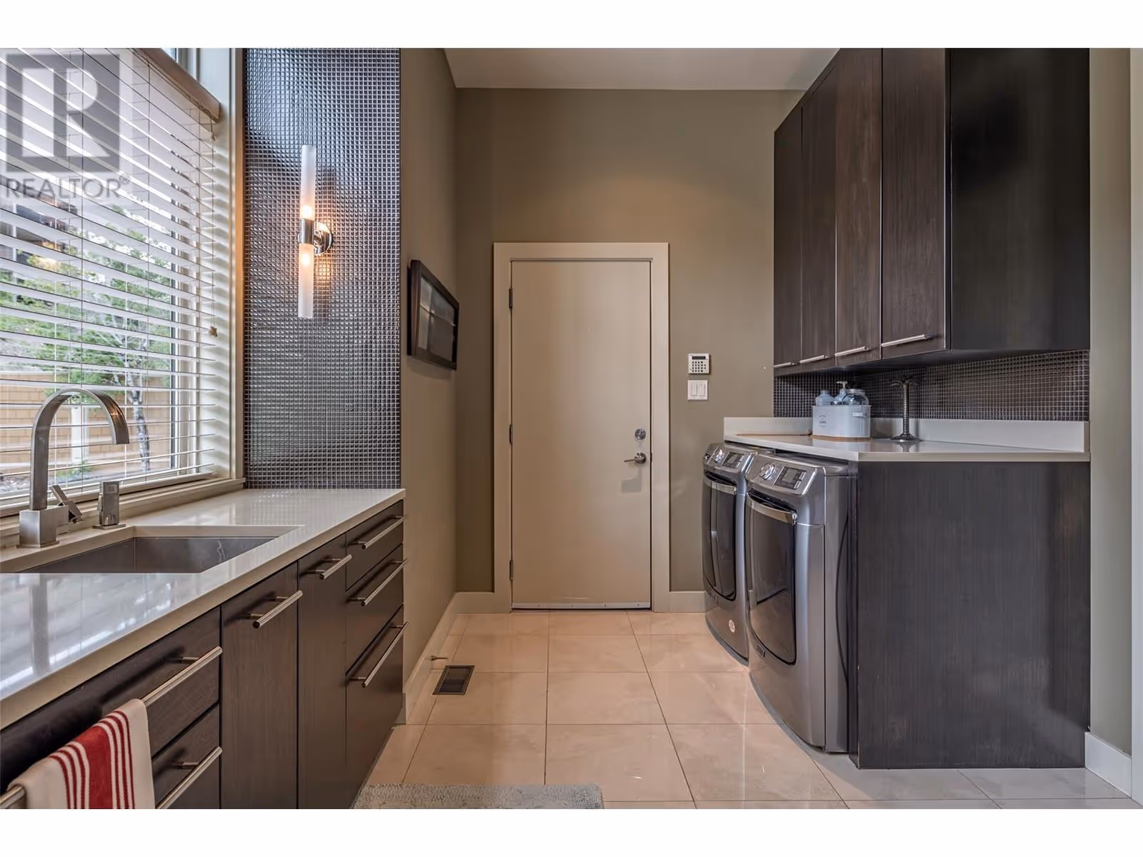 1117 Mt Fosthall Drive Unit# 10