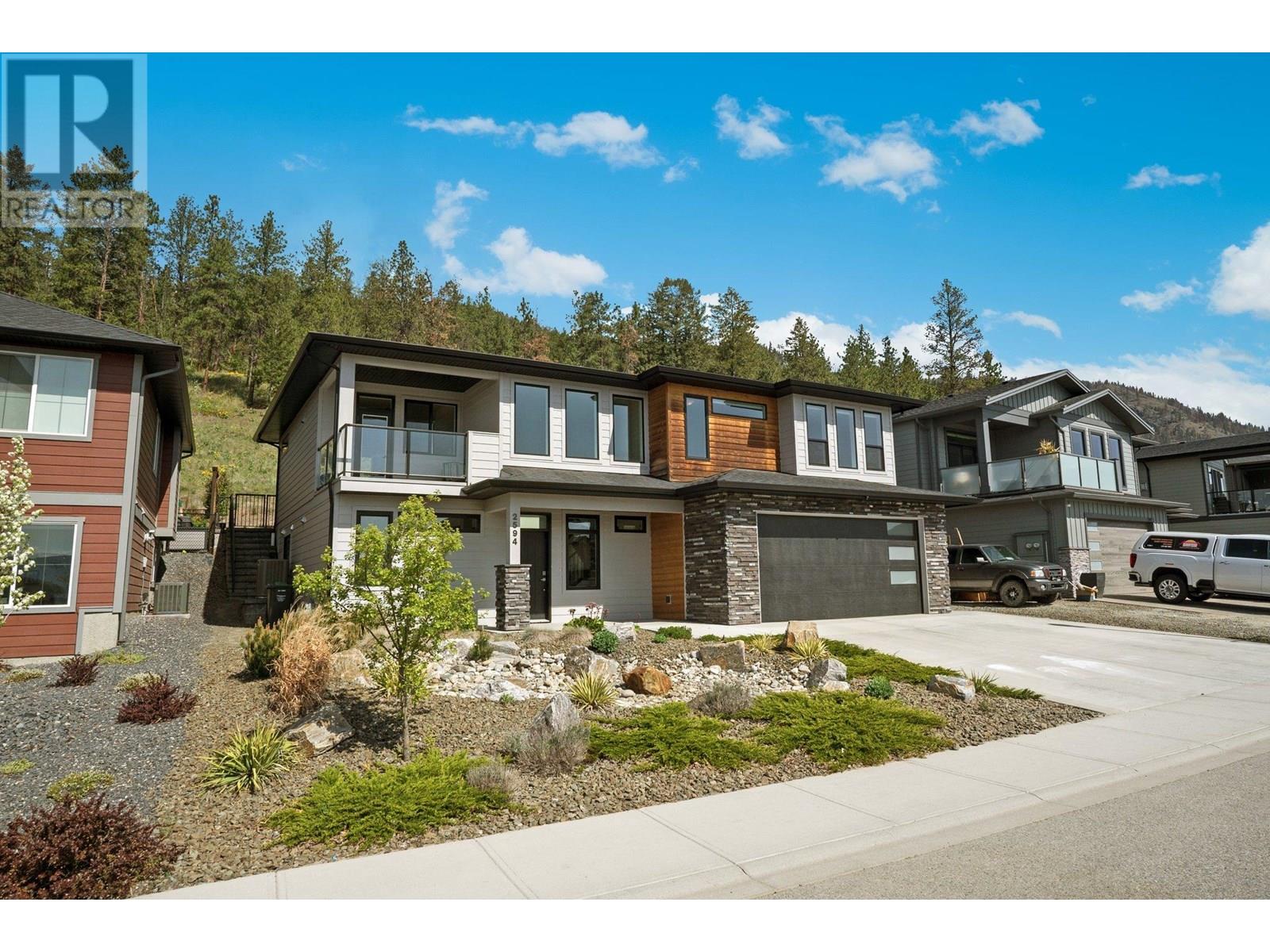 2594 Crown Crest Drive