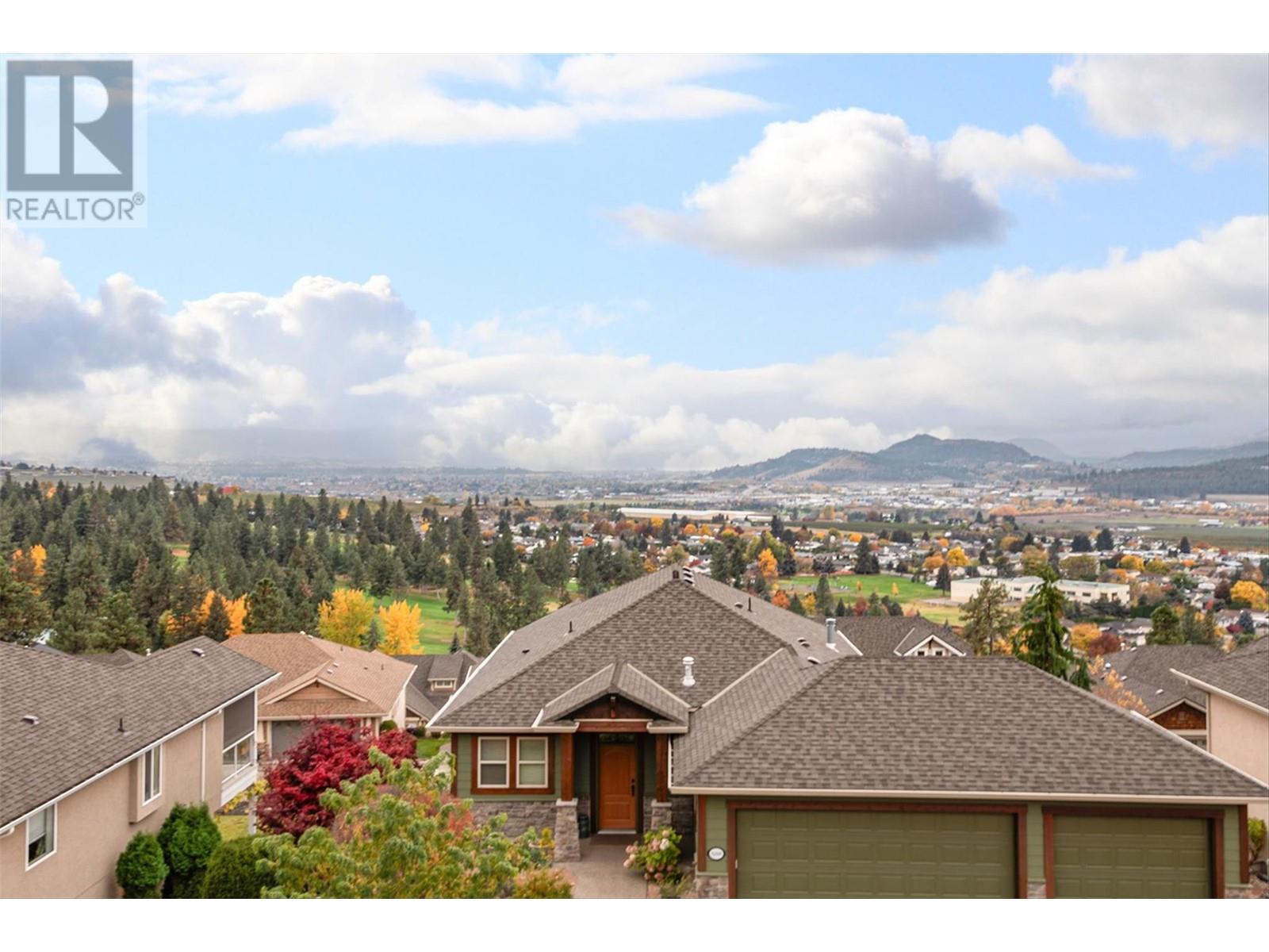 5205 Sandhills Drive