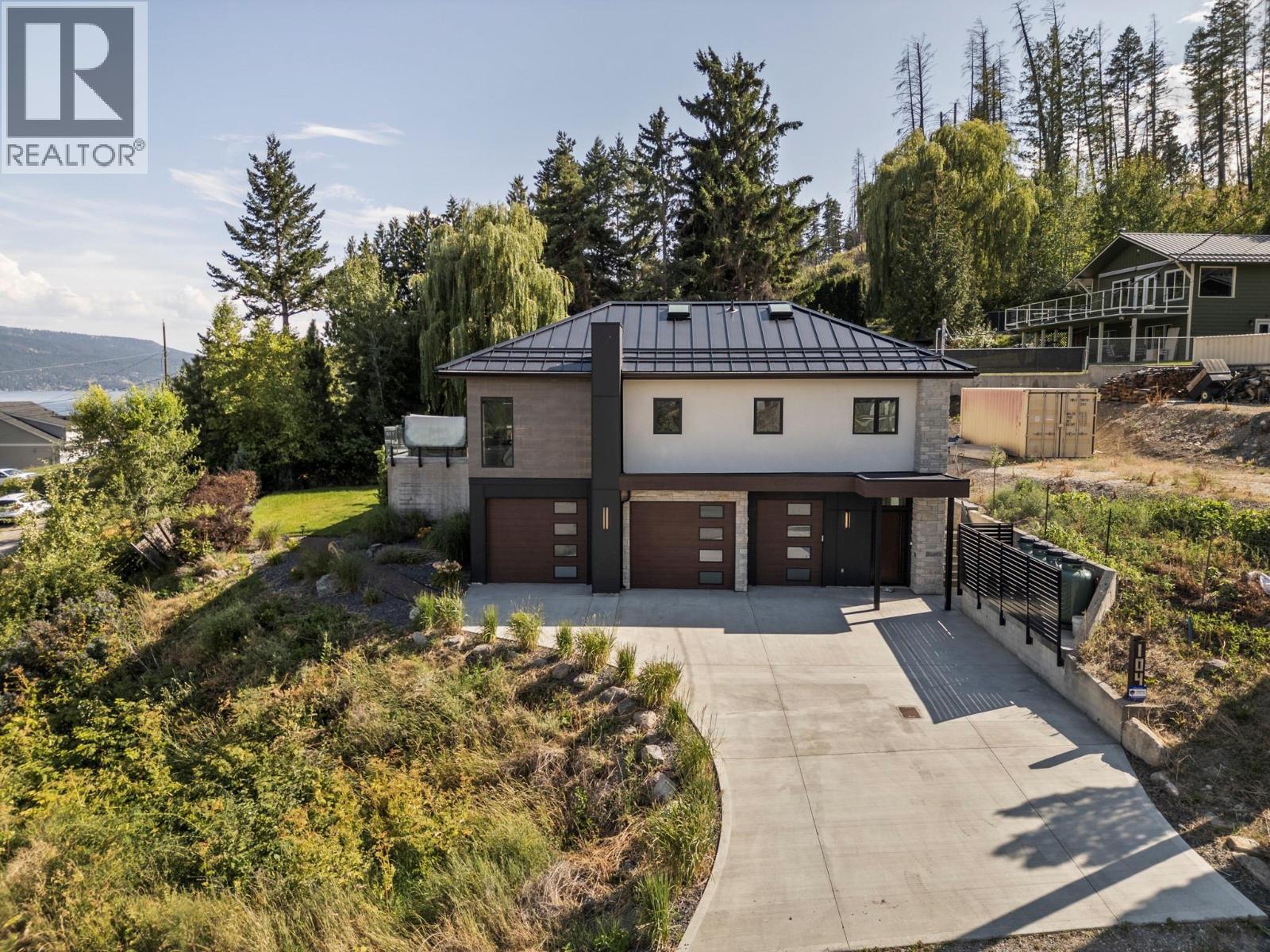 104 Elliot Road