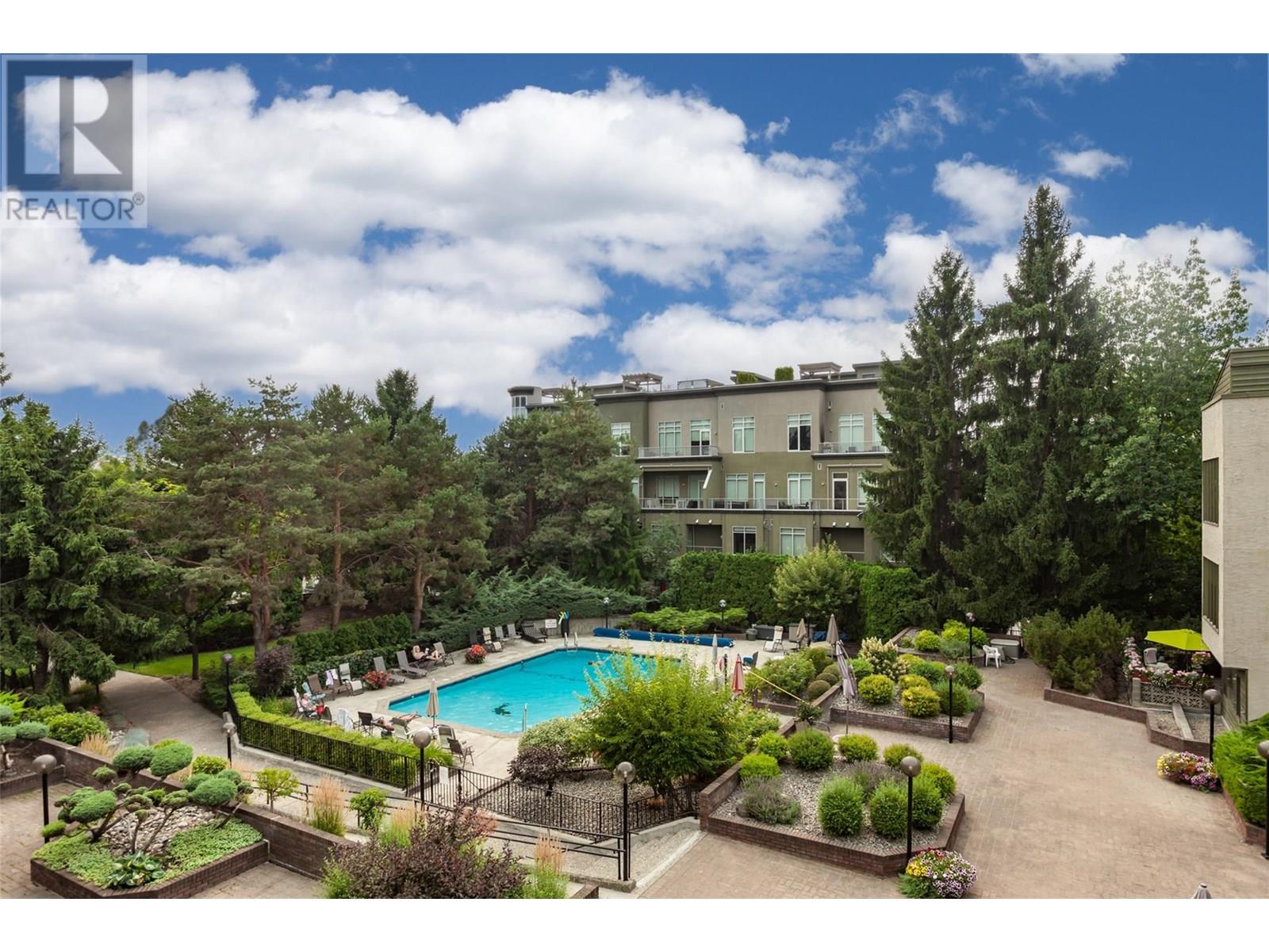 1056 Bernard Avenue Unit# 305 Lot# 43