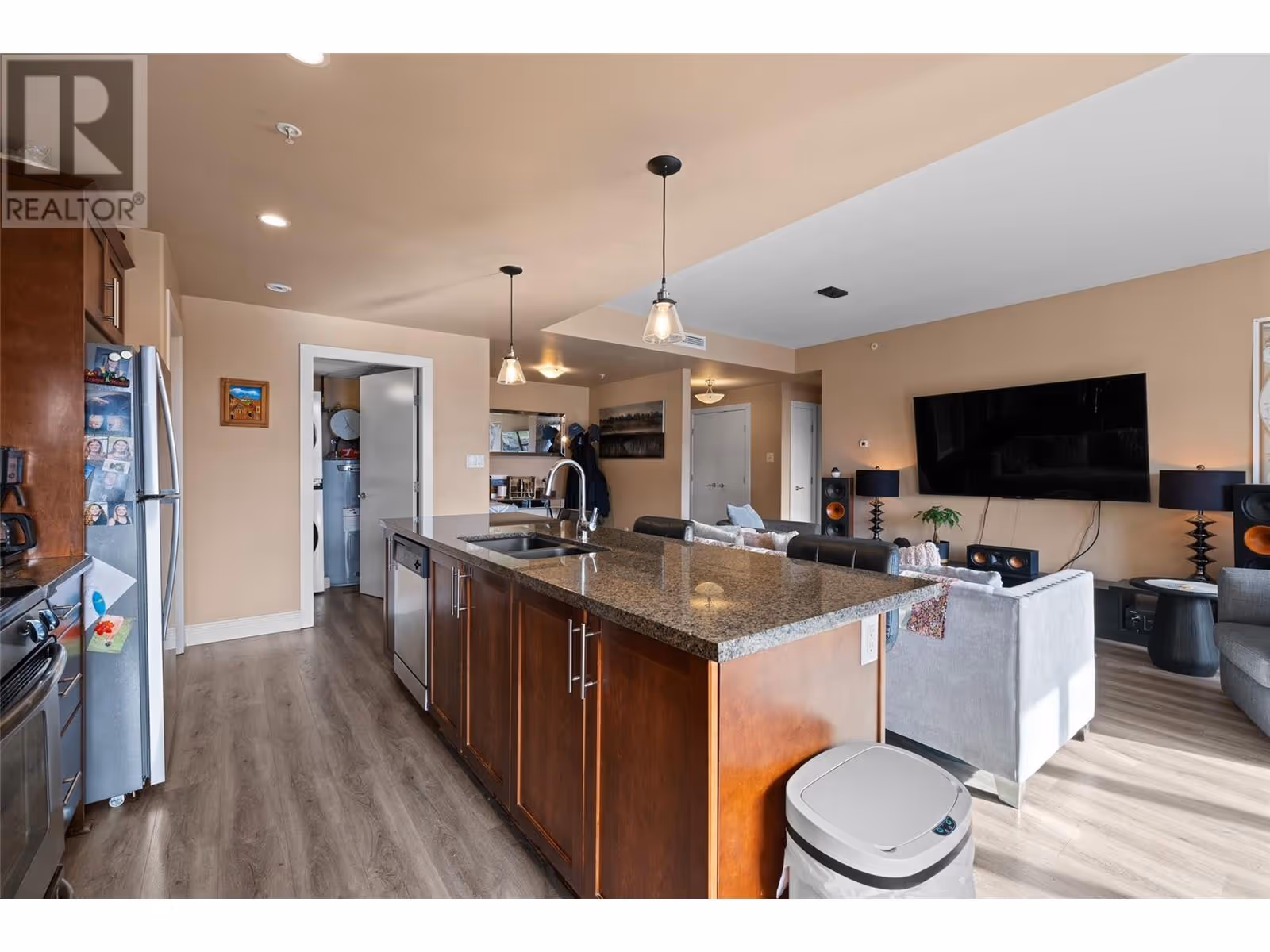1160 Bernard Avenue Unit# 903