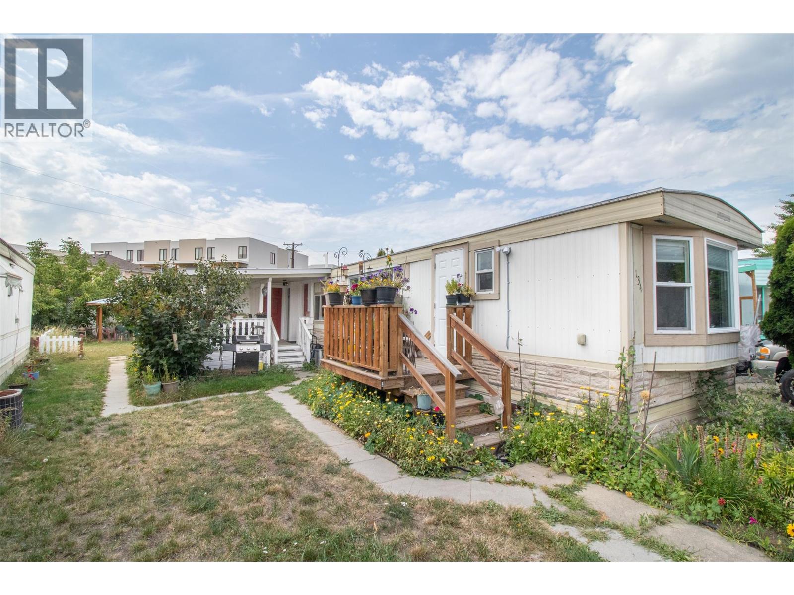 3745 Lakeshore Road Unit# 134