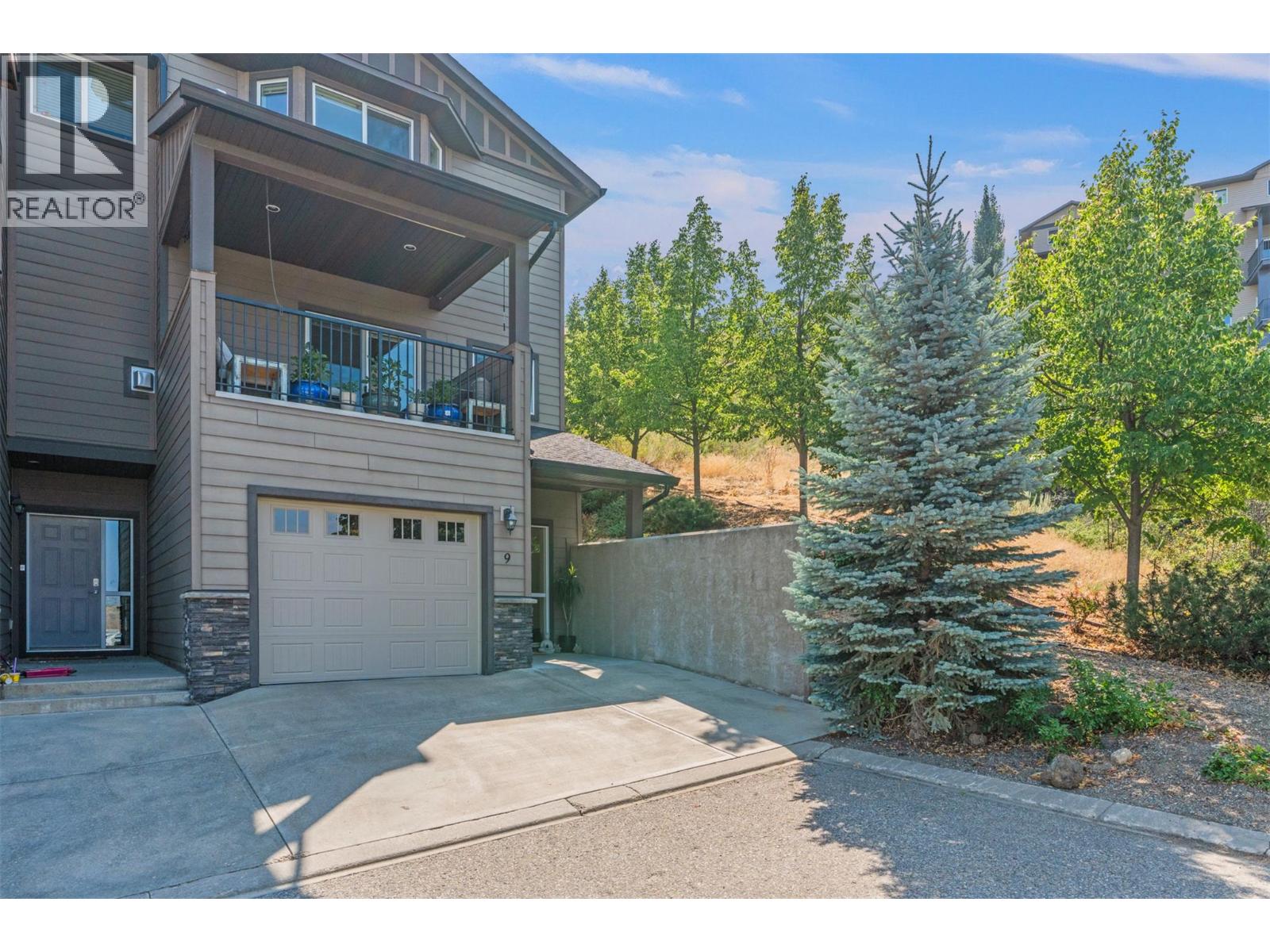995 Mt. Ida Drive Unit# 9