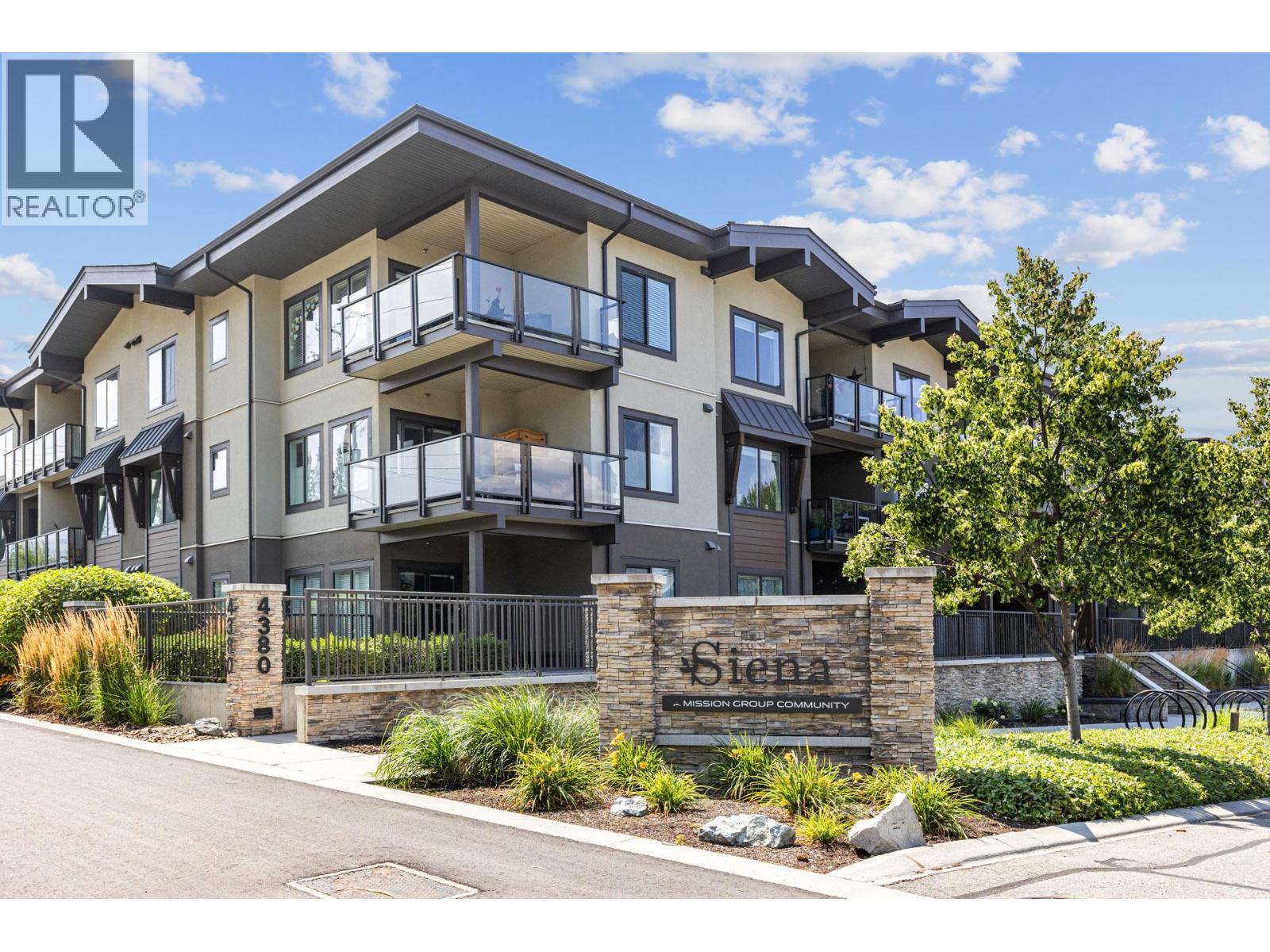 4380 Lakeshore Road Unit# 115