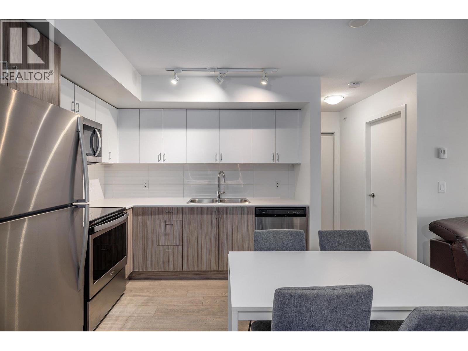 725 Academy Way Unit# PH18