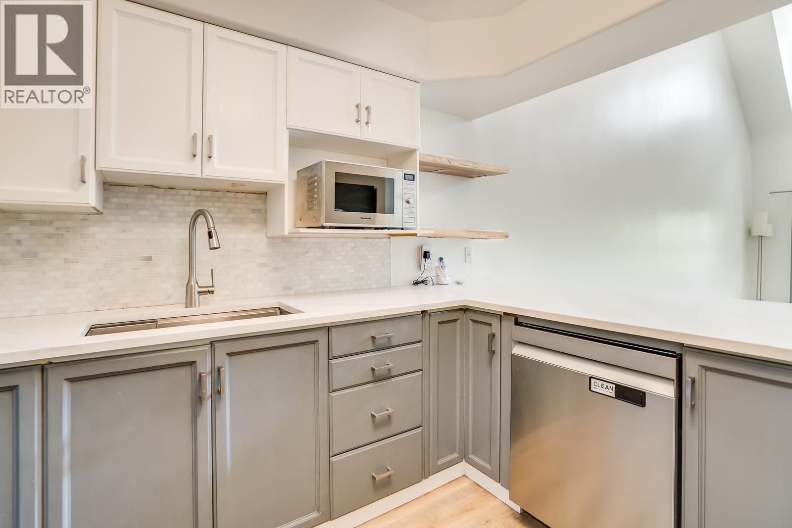 1965 Durnin Road Unit# 308